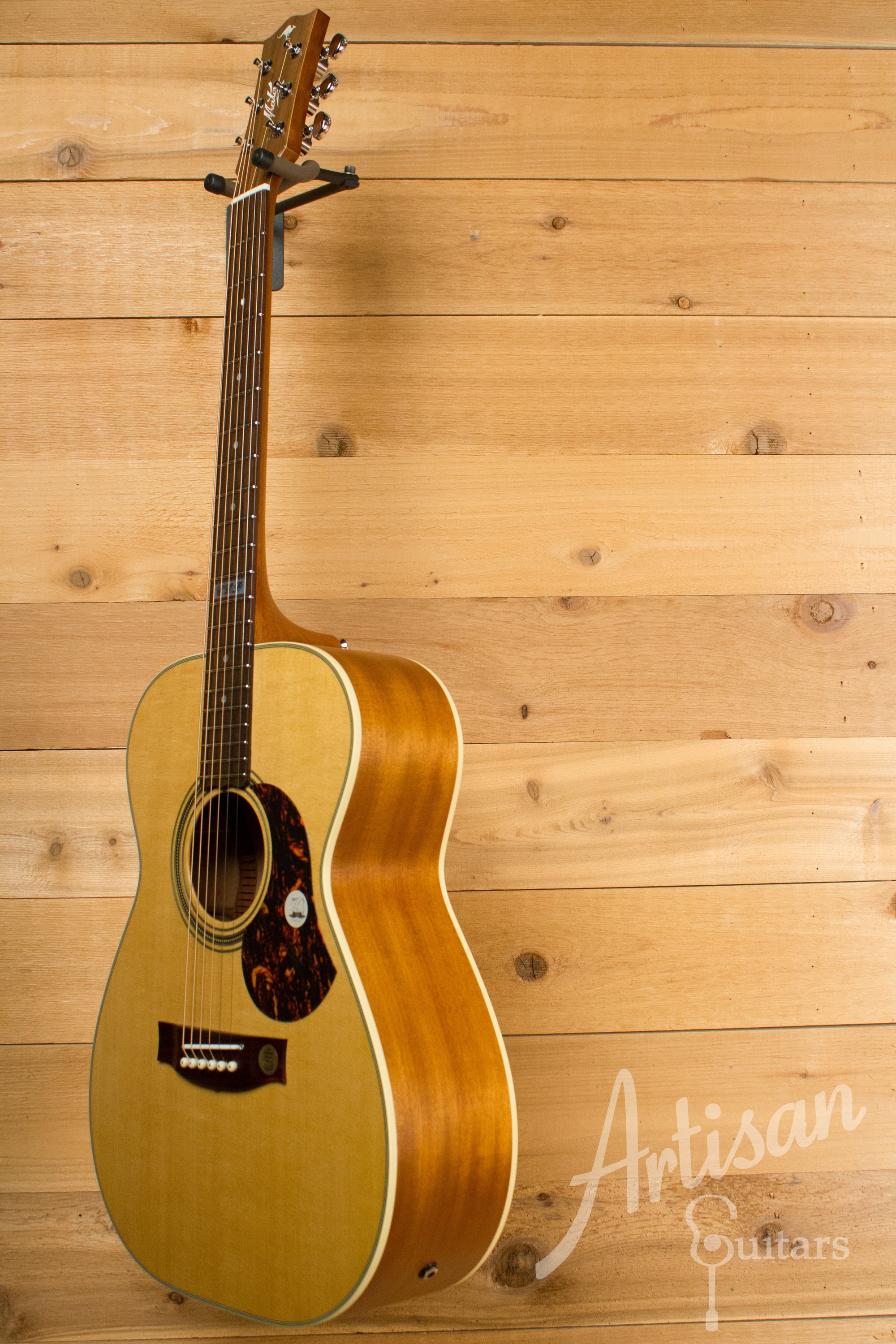 Maton EBG 808 TE Tommy Emmanuel Signature Guitar ID-11058 - Artisan Guitars