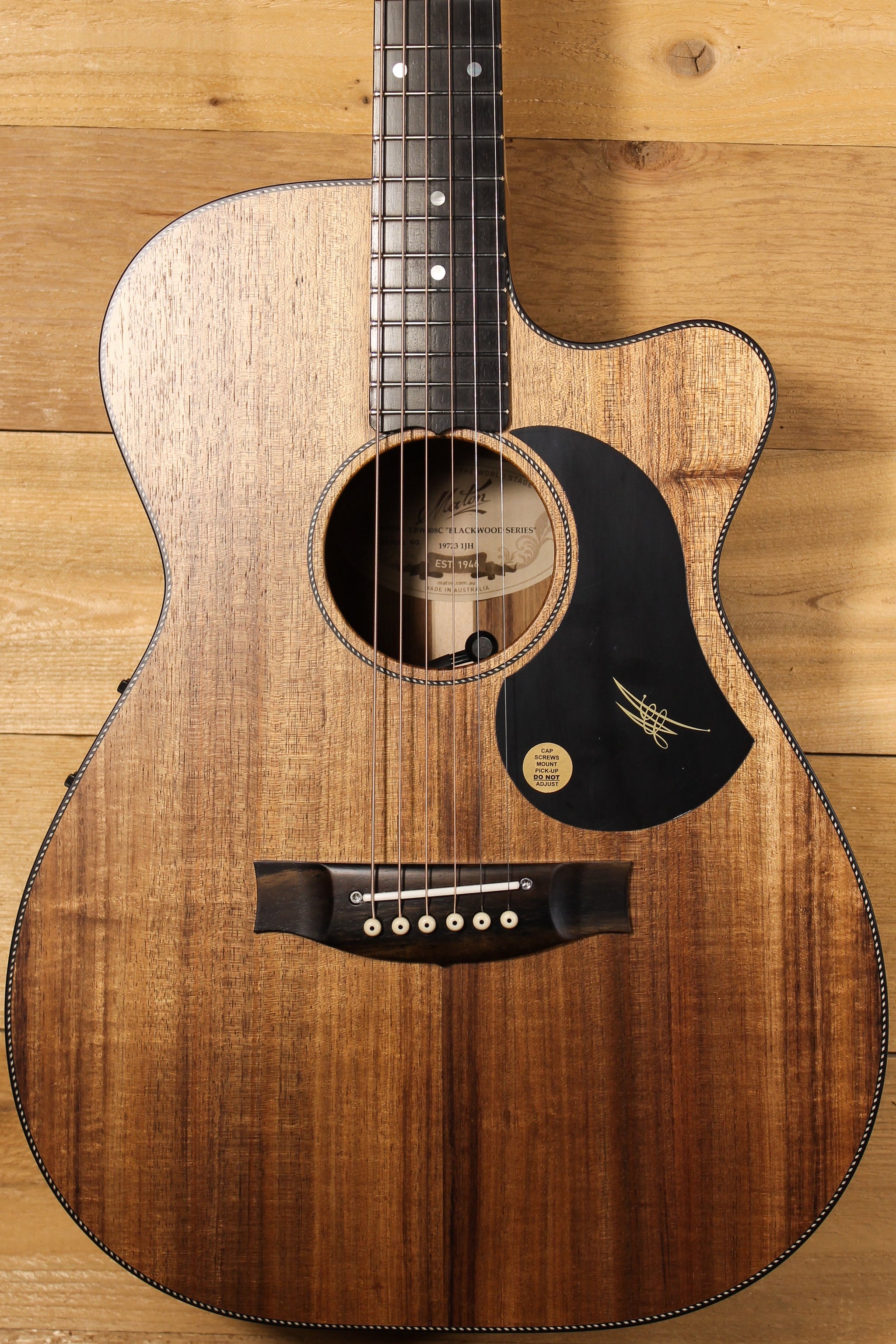 Maton EBW808 Cutaway Guitar w/ Blackwood Top, Back & Sides w/ AP5 Pro Pickup System ID-13696 - Artisan Guitars