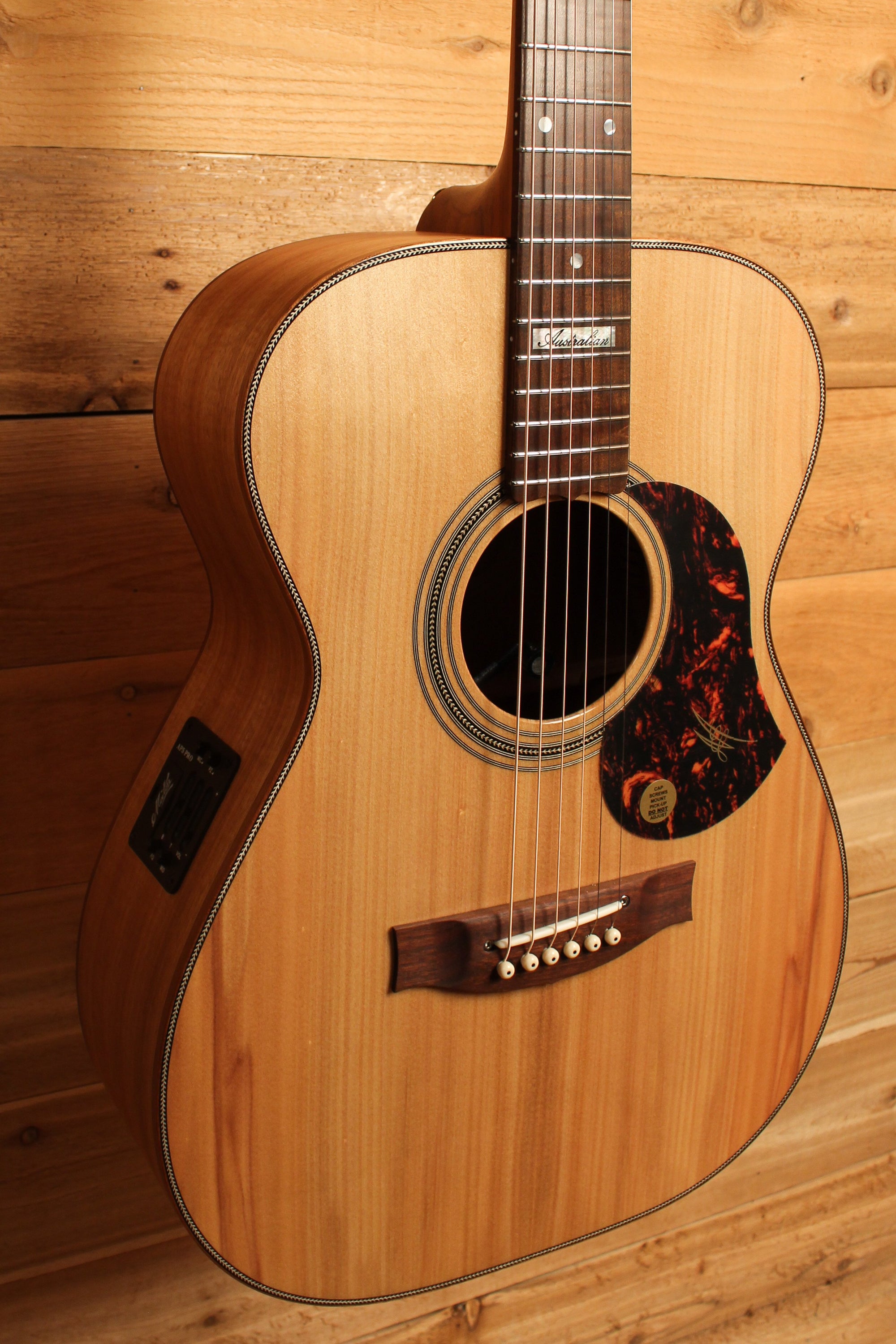 Maton EA808 Australian Series Guitar Bunya and Australian Blackwood ID-13316 - Artisan Guitars