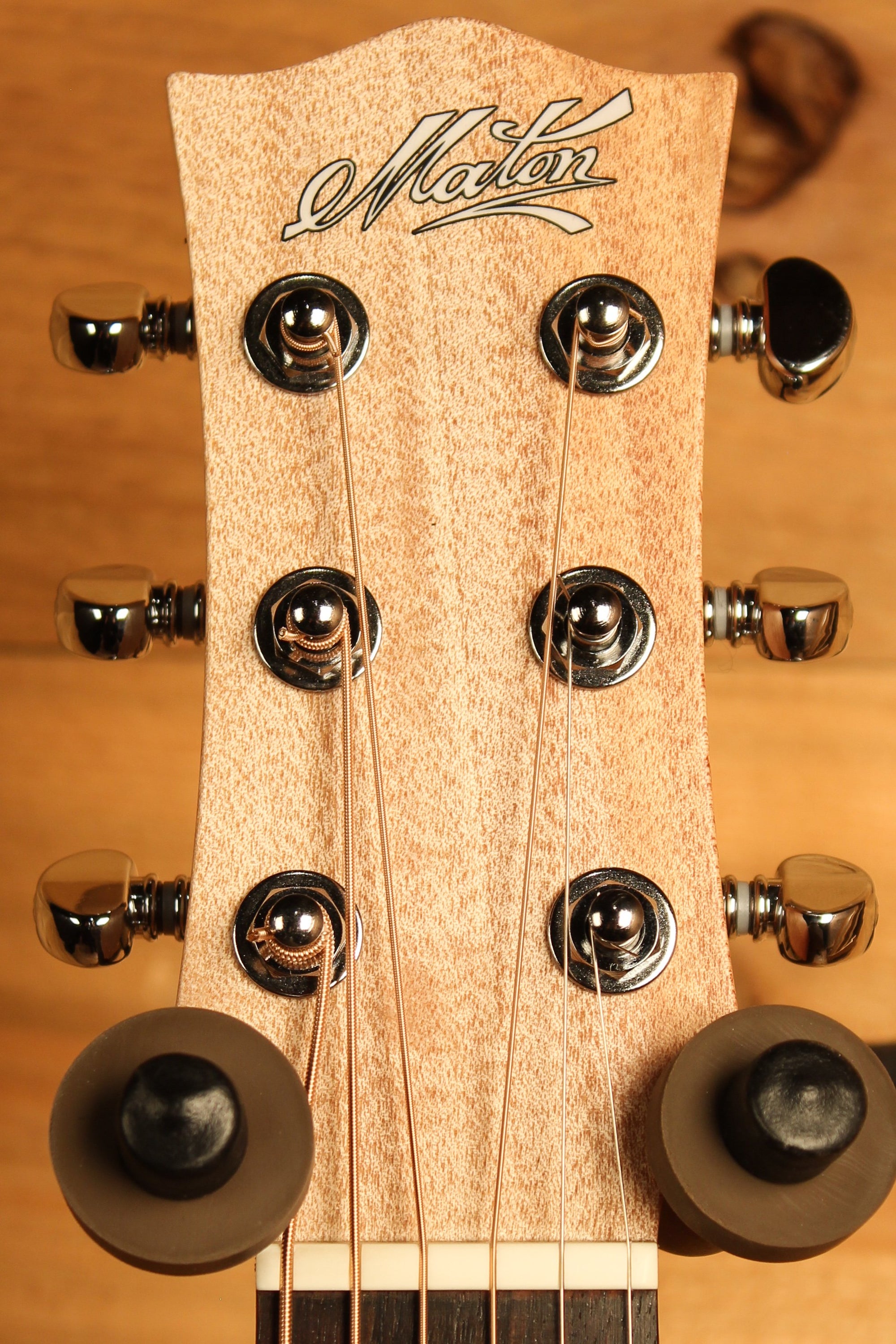 Maton EM6 Mini Guitar Sitka Spuce and Queensland Maple AP5 Original ID-13717 - Artisan Guitars
