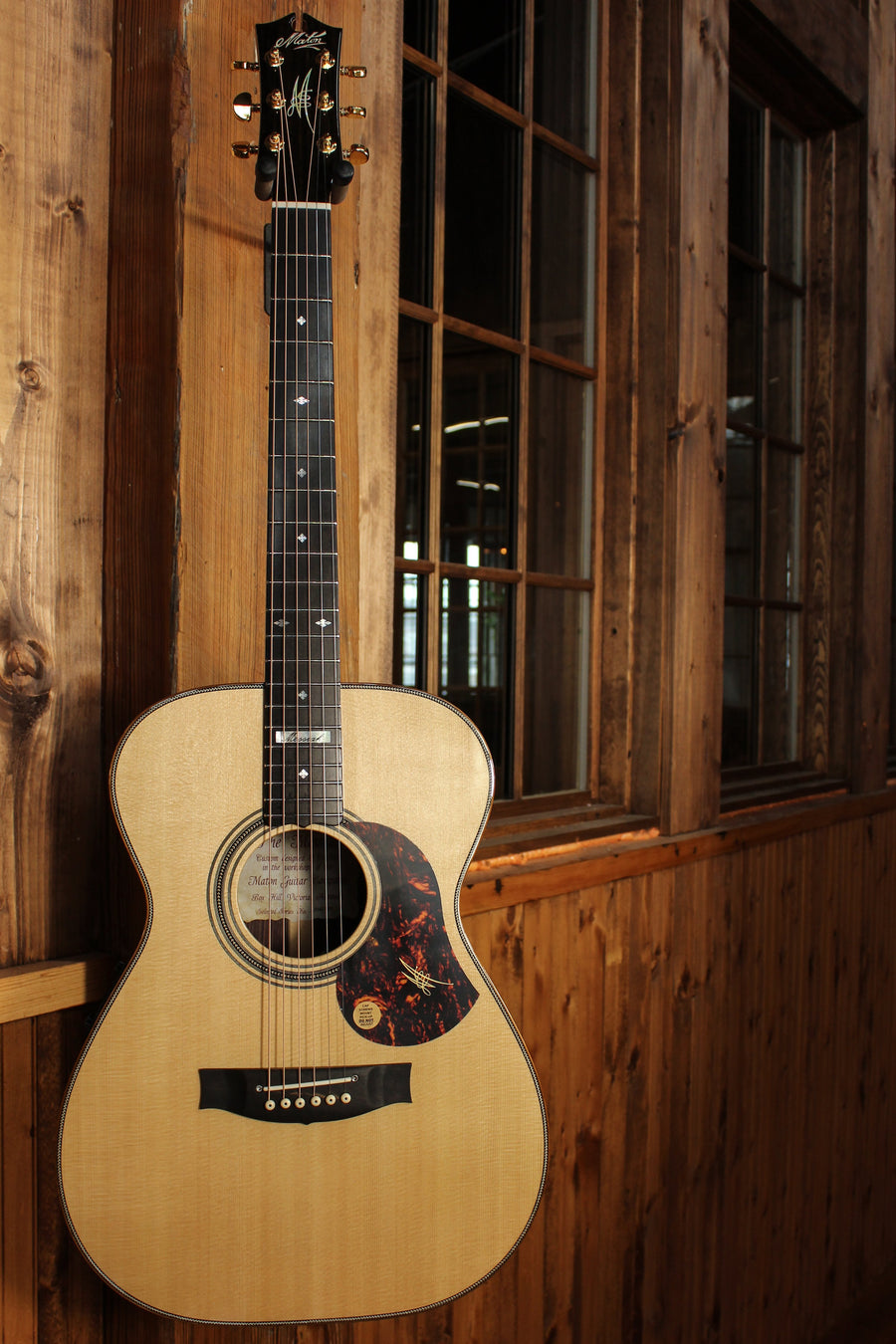 Maton EM100 808 Messiah Series with Sitka and Indian Rosewood  ID-13793 - Artisan Guitars