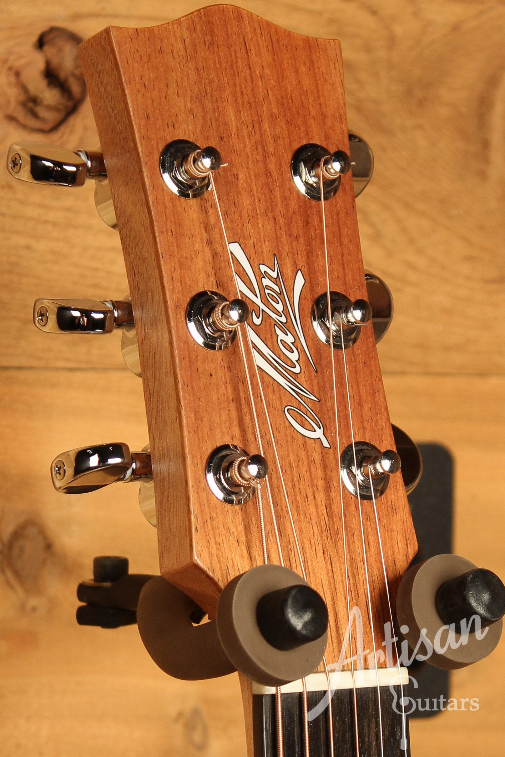 Maton EBW808 Guitar w/ Blackwood Top, Back & Sides w/ AP5 Pro Pickup System ID-12776 - Artisan Guitars