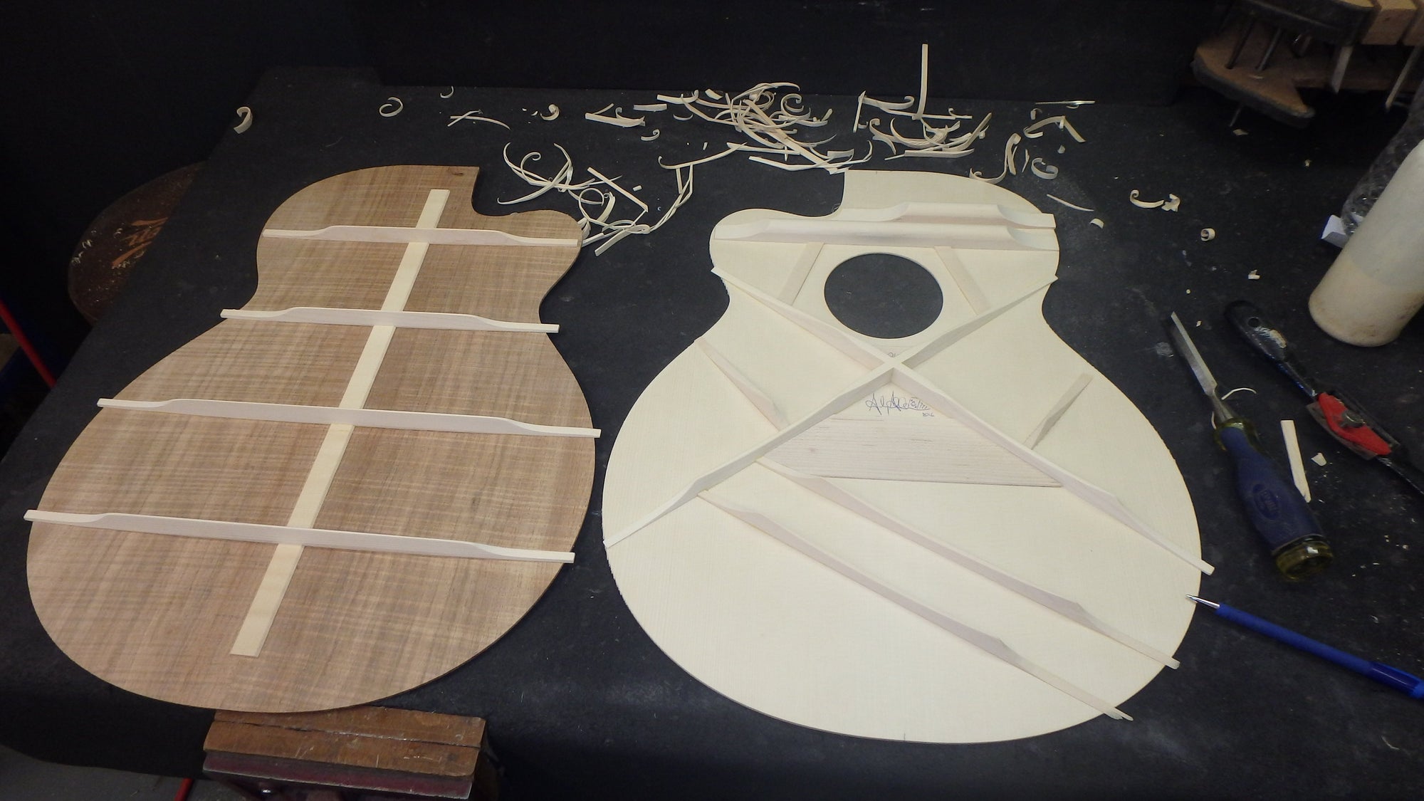 Maton Custom Shop Jumbo Guitar Cutaway with Sitka Spruce and Fiddleback Blackwood ID-11065 - Artisan Guitars