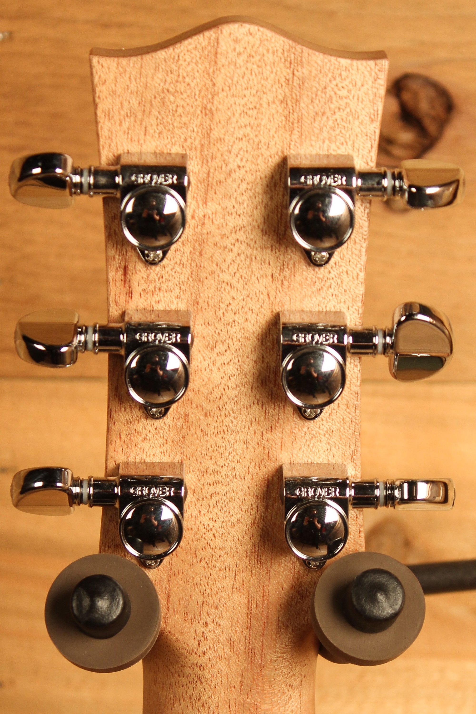 Maton EBW70C Blackwood Dreadnought w/ AP5 Pro ID-13089 - Artisan Guitars