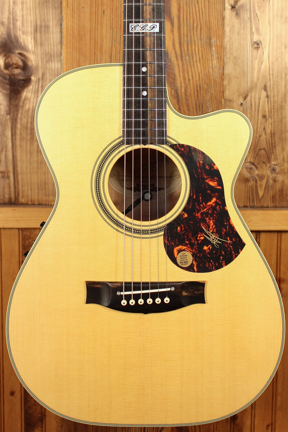 Maton EBG 808C TE Tommy Emmanuel Signature Guitar Cutaway ID-13790 - Artisan Guitars