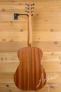 Maton M808 Guitar Sapele Top, Back, and Sides with AP5 Pro Pickup Pre-Owned 2016 ID-11117 - Artisan Guitars