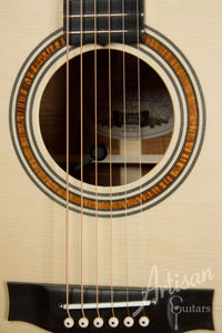 Maton Custom Shop Jumbo Guitar Cutaway with Sitka Spruce and Fiddleback Blackwood ID-11065 - Artisan Guitars