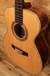 Maton WA May Custom Shop 808 w/ Sitka Spruce & Fiddleback Blackwood Pre-Owned 2017 ID-13521 - Artisan Guitars