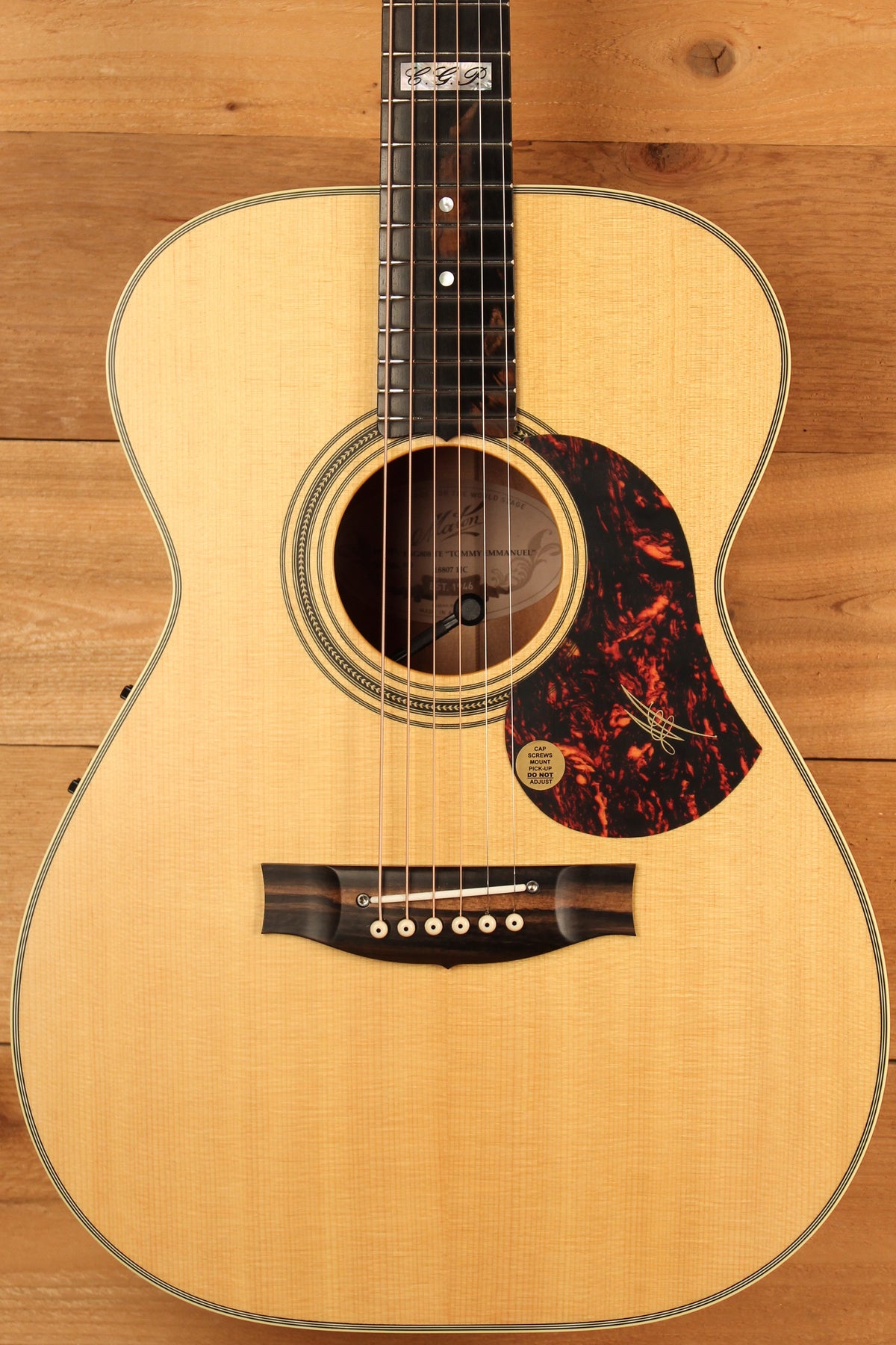 Maton EBG 808 TE Tommy Emmanuel Signature Guitar ID-13322 - Artisan Guitars