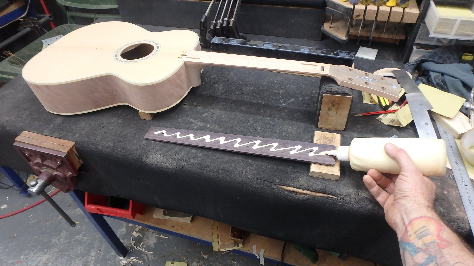 Maton Custom Shop TE Personal w/ Sitka Spruce & Queensland Maple w/ High Gloss Finish ID-13772 - Artisan Guitars