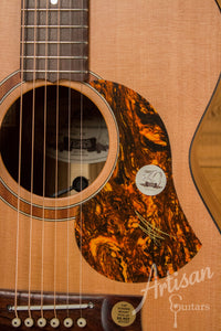 Maton SRS808 Guitar Western Red Cedar and Solid Blackwood ID-10750 - Artisan Guitars