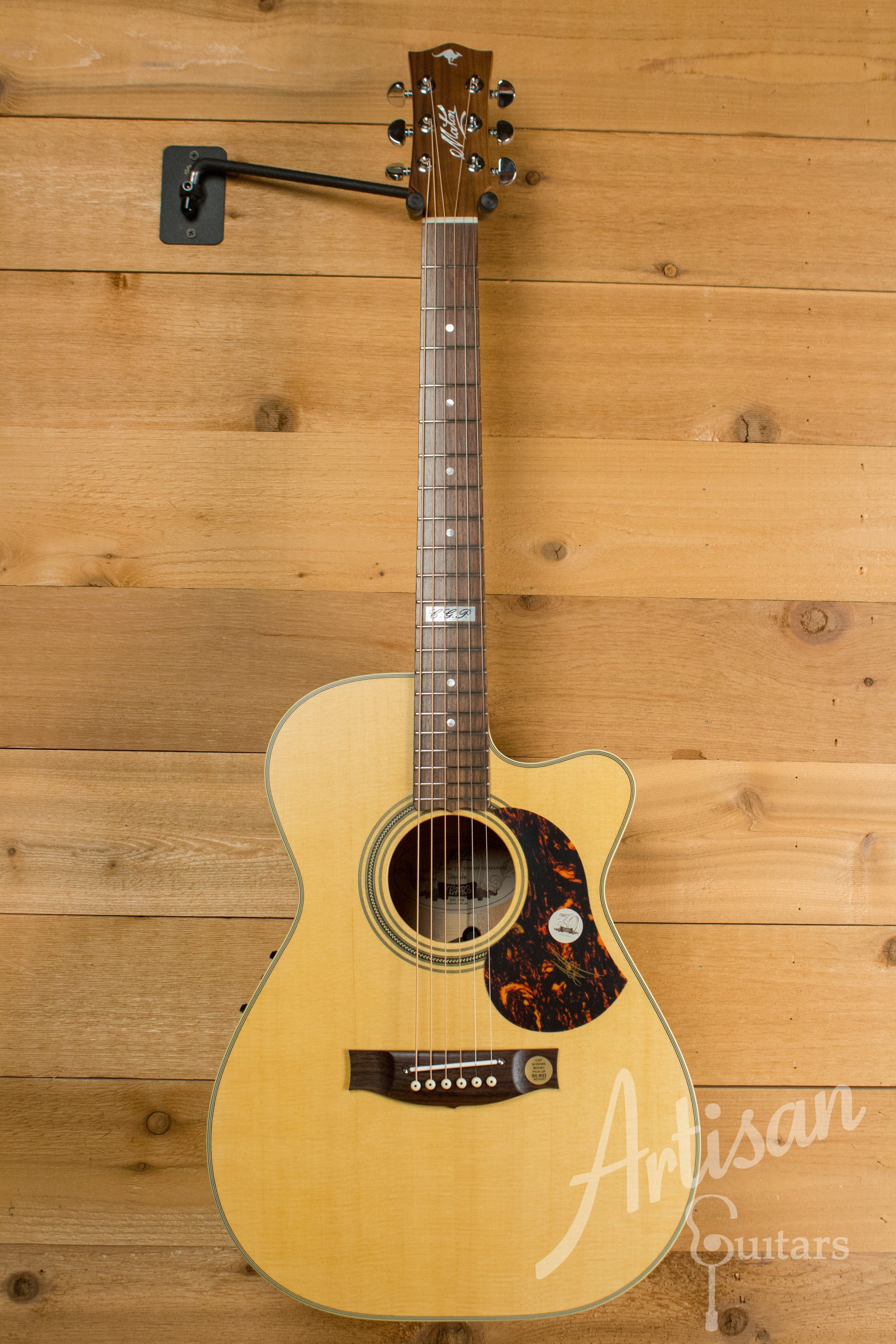 Maton EBG 808C TE Tommy Emmanuel Signature Guitar Cutaway ID-11206 - Artisan Guitars