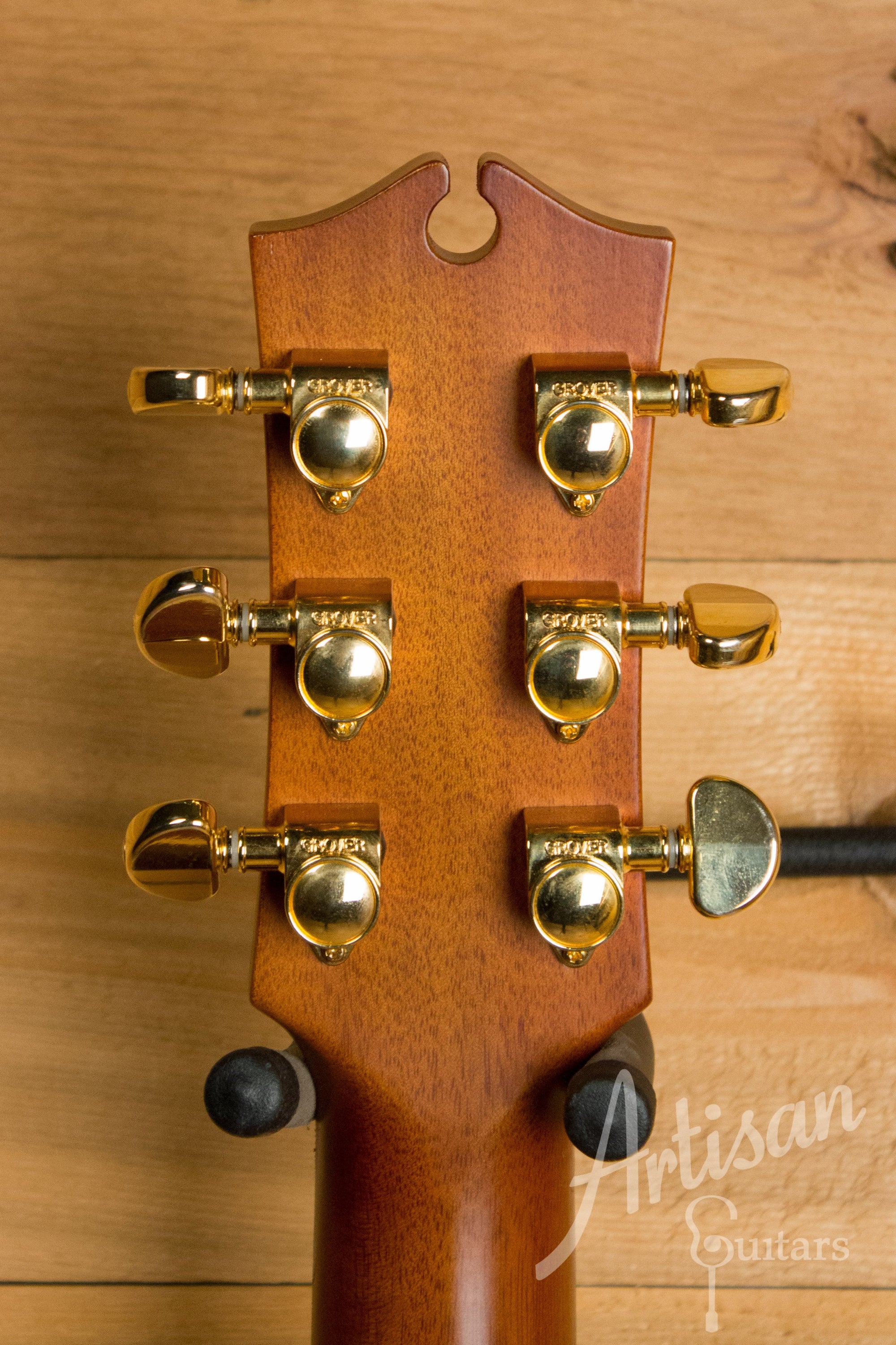 Maton EBG808 Sitka Spruce and Blackwood with Sunburst Finish Pre-Owned 2011 ID-9135 - Artisan Guitars