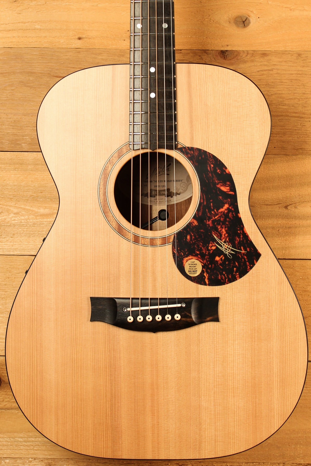 Maton SRS808 Guitar Western Red Cedar & Solid Blackwood ID-13702 - Artisan Guitars