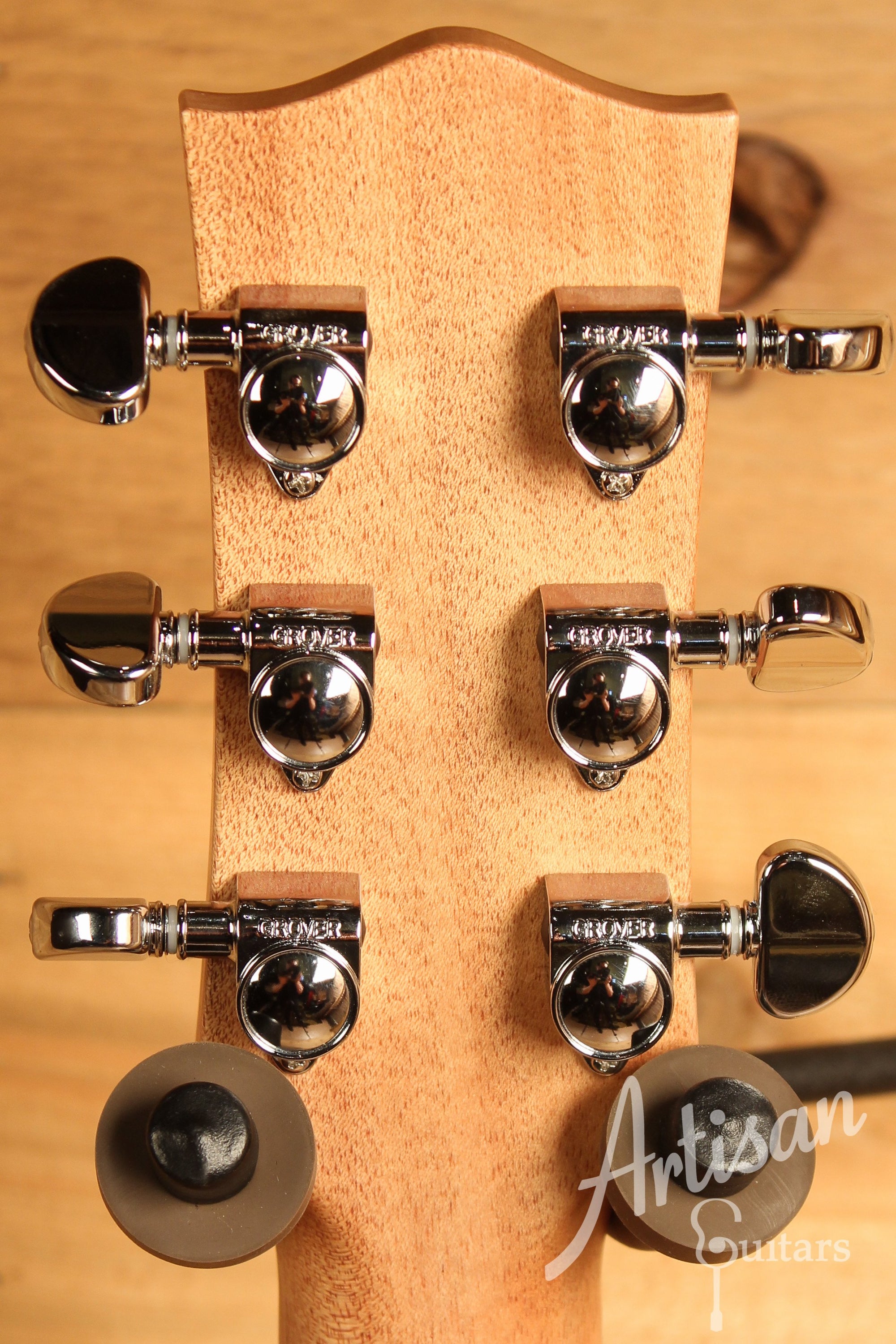 Maton SRS70C Solid Road Series Acoustic Electric w/ AP5 Pro Pickup ID-12903 - Artisan Guitars