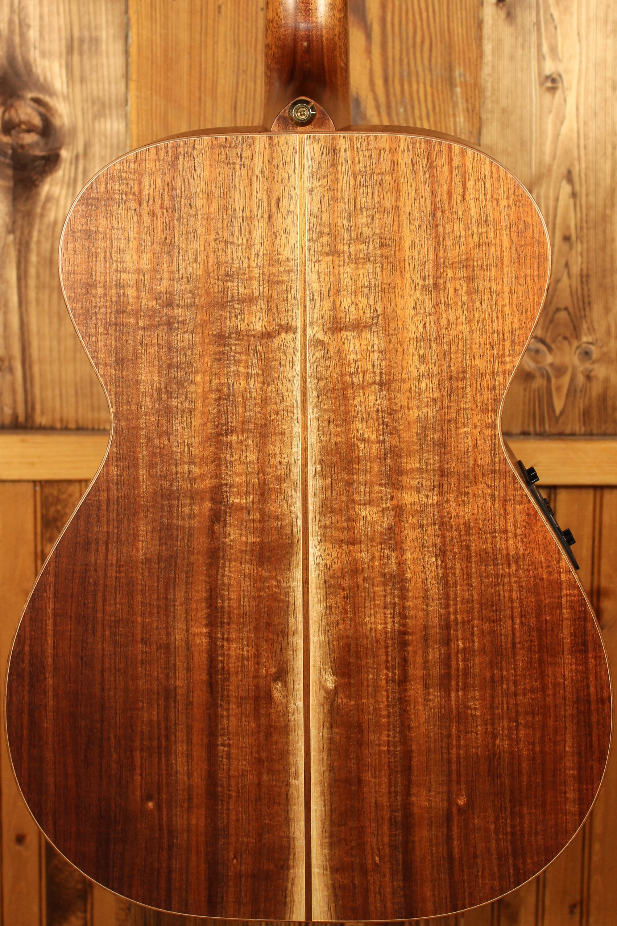 Maton EA808 Australian Series Guitar Bunya and Australian Blackwood ID-13792 - Artisan Guitars