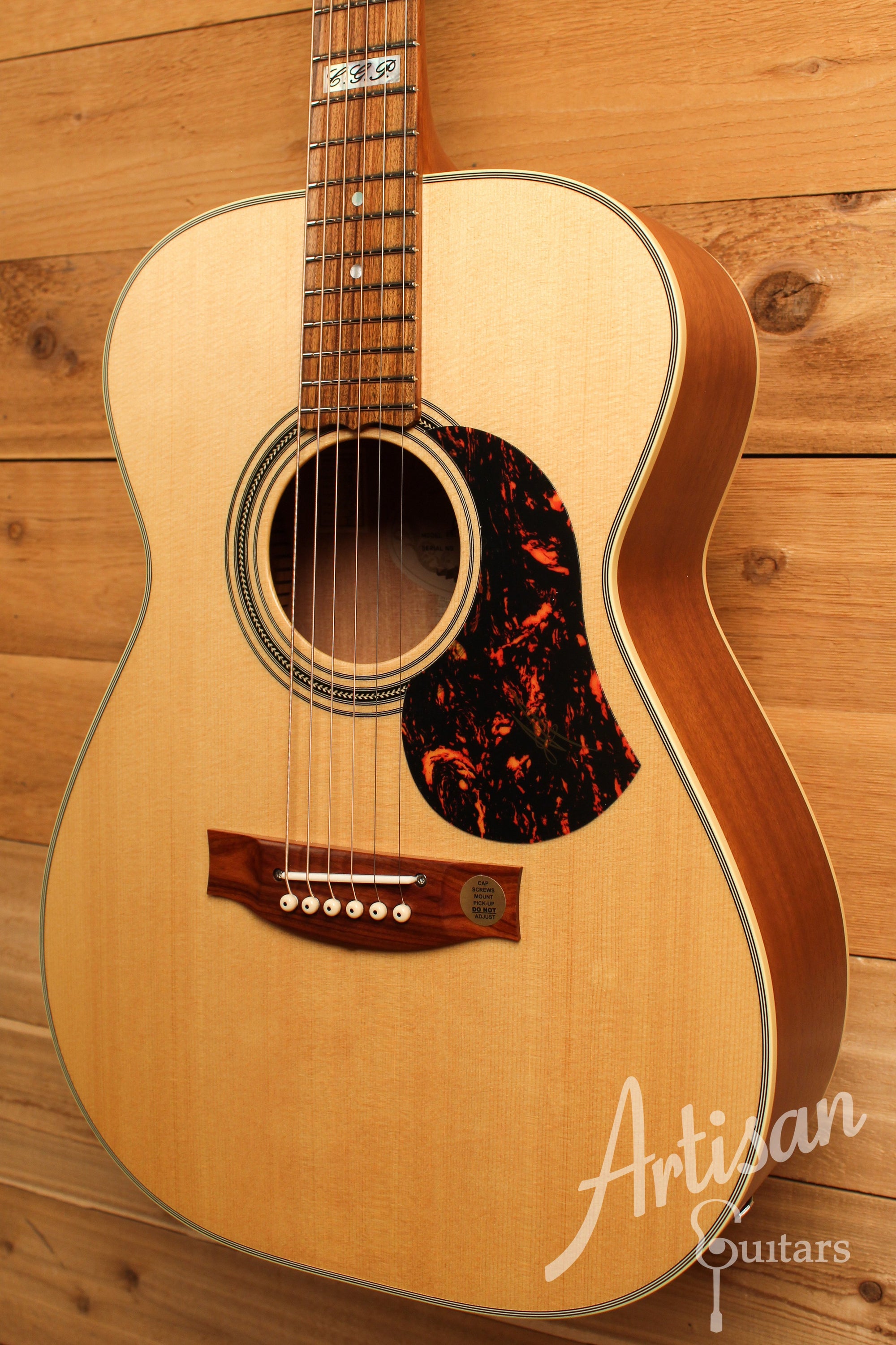 Maton EBG 808 TE Tommy Emmanuel Signature Guitar ID-12920 - Artisan Guitars