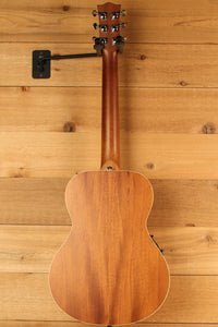 Maton EMTE Tommy Emmanuel Signature Mini Guitar Sitka Spuce & Queensland Maple ID-13463 - Artisan Guitars