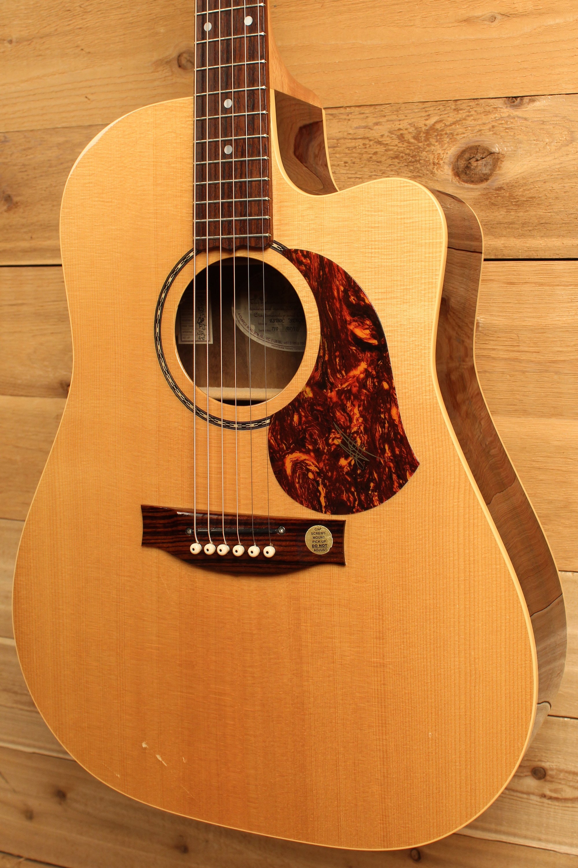 Maton EST60C "Stage" w/ Sitka & Queensland Walnut Pre-Owned 2011 ID-13271 - Artisan Guitars