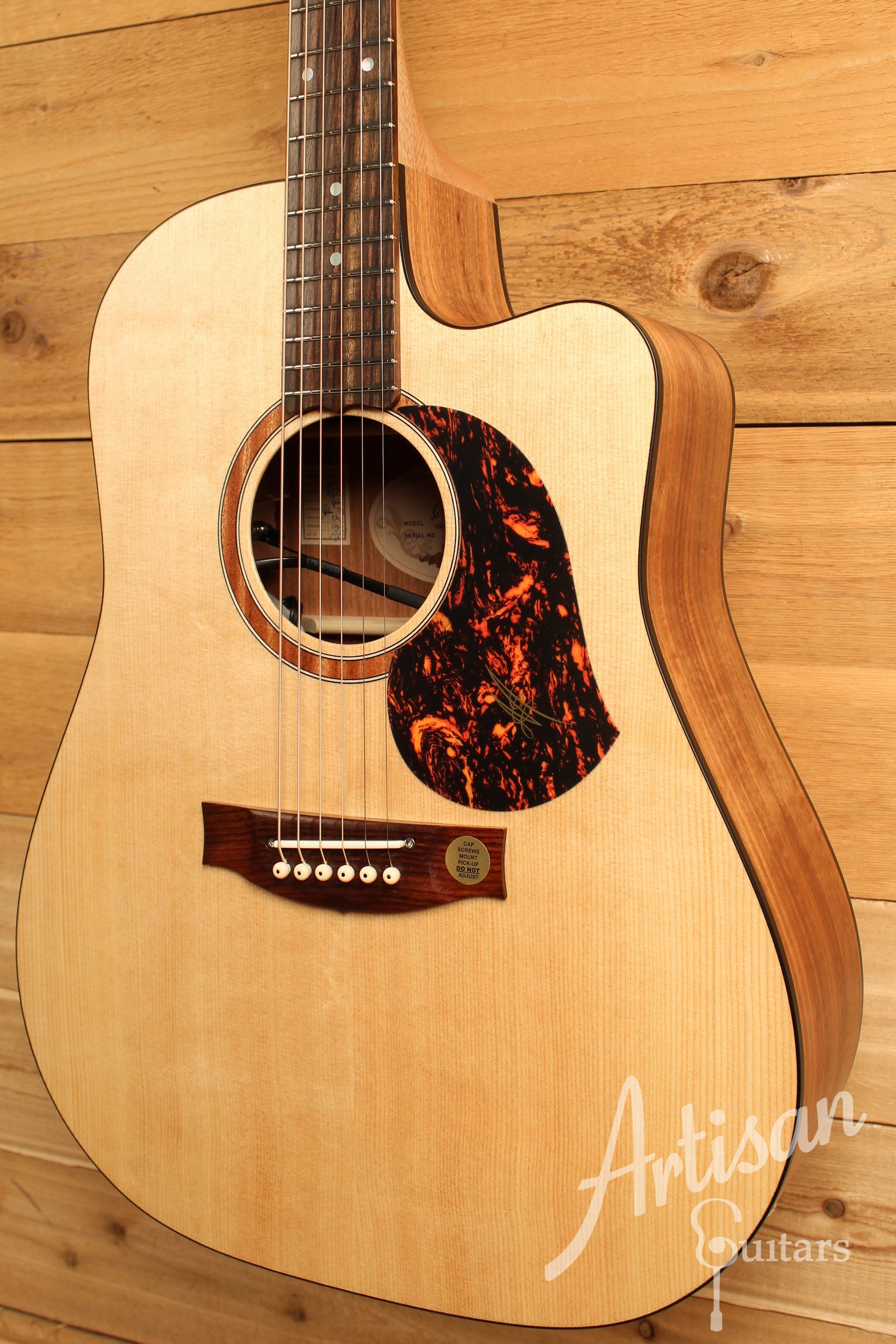 Maton SRS70C Solid Road Series Acoustic Electric w/ AP5 Pro Pickup ID-12903 - Artisan Guitars