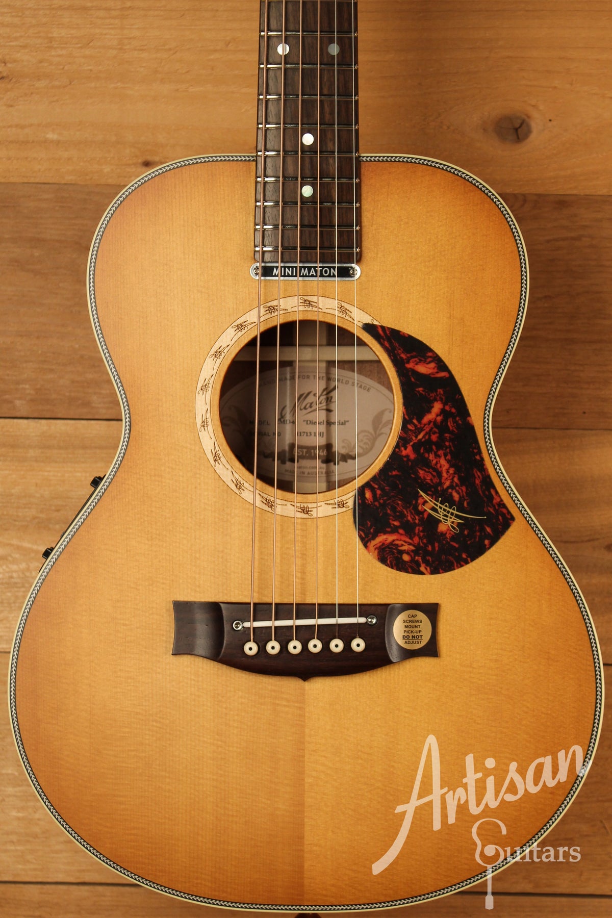 Maton EMD6 Mini Maton Diesel Sitka with Blackwood and Vintage Amber Sunburst ID-12905 - Artisan Guitars