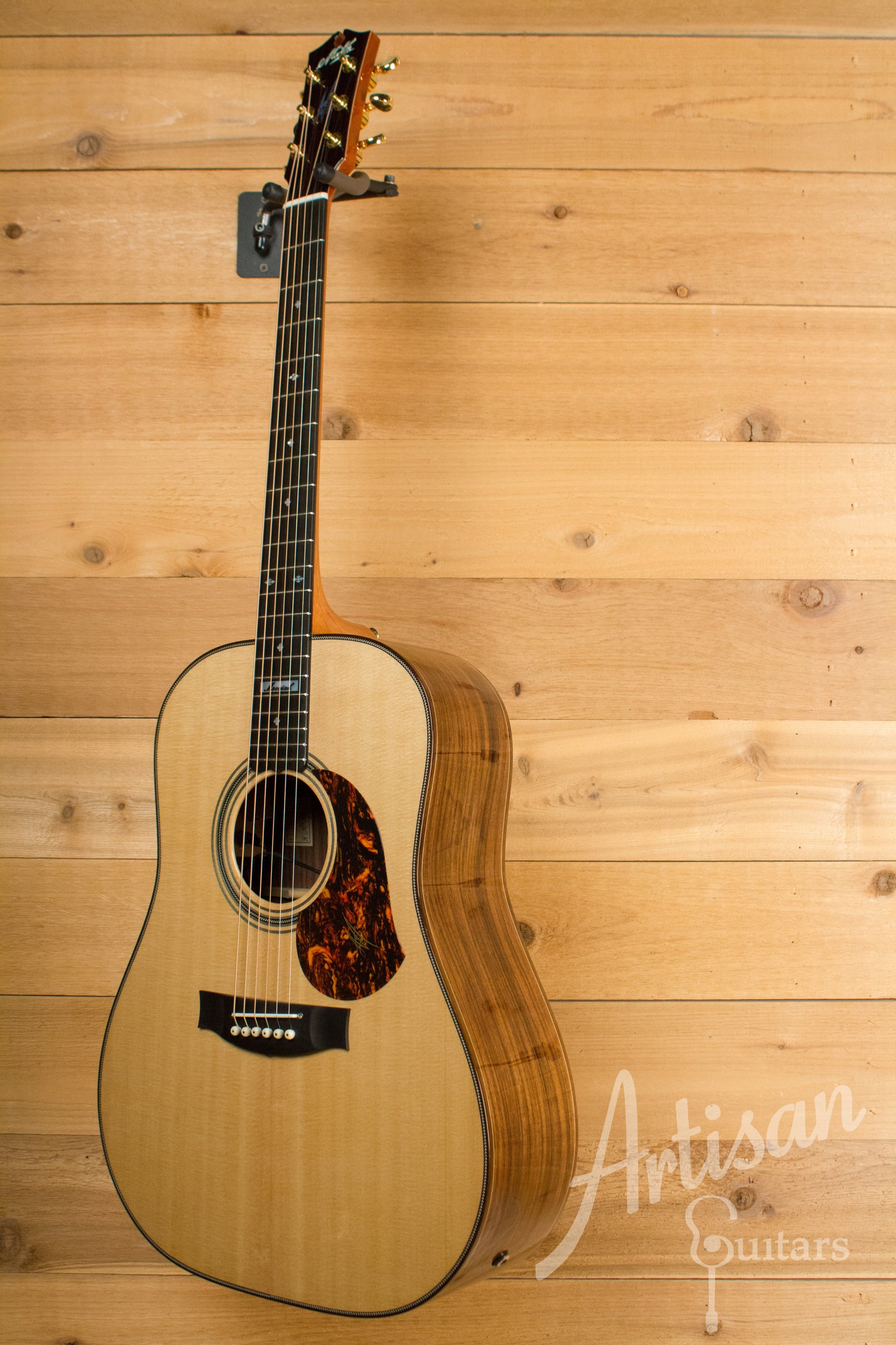 Maton EM100 Messiah Dreadnought Sitka Spruce and Indian Rosewood Pre-Owned 2015 ID-11125 - Artisan Guitars