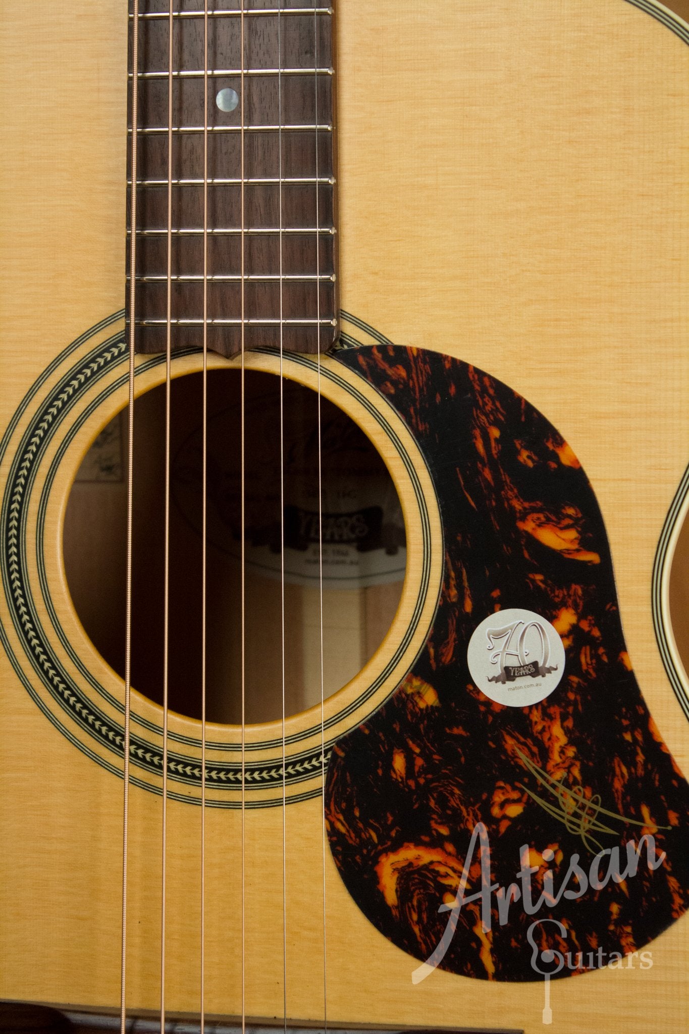 Maton EBG 808 TE Tommy Emmanuel Signature Guitar ID-11028 - Artisan Guitars
