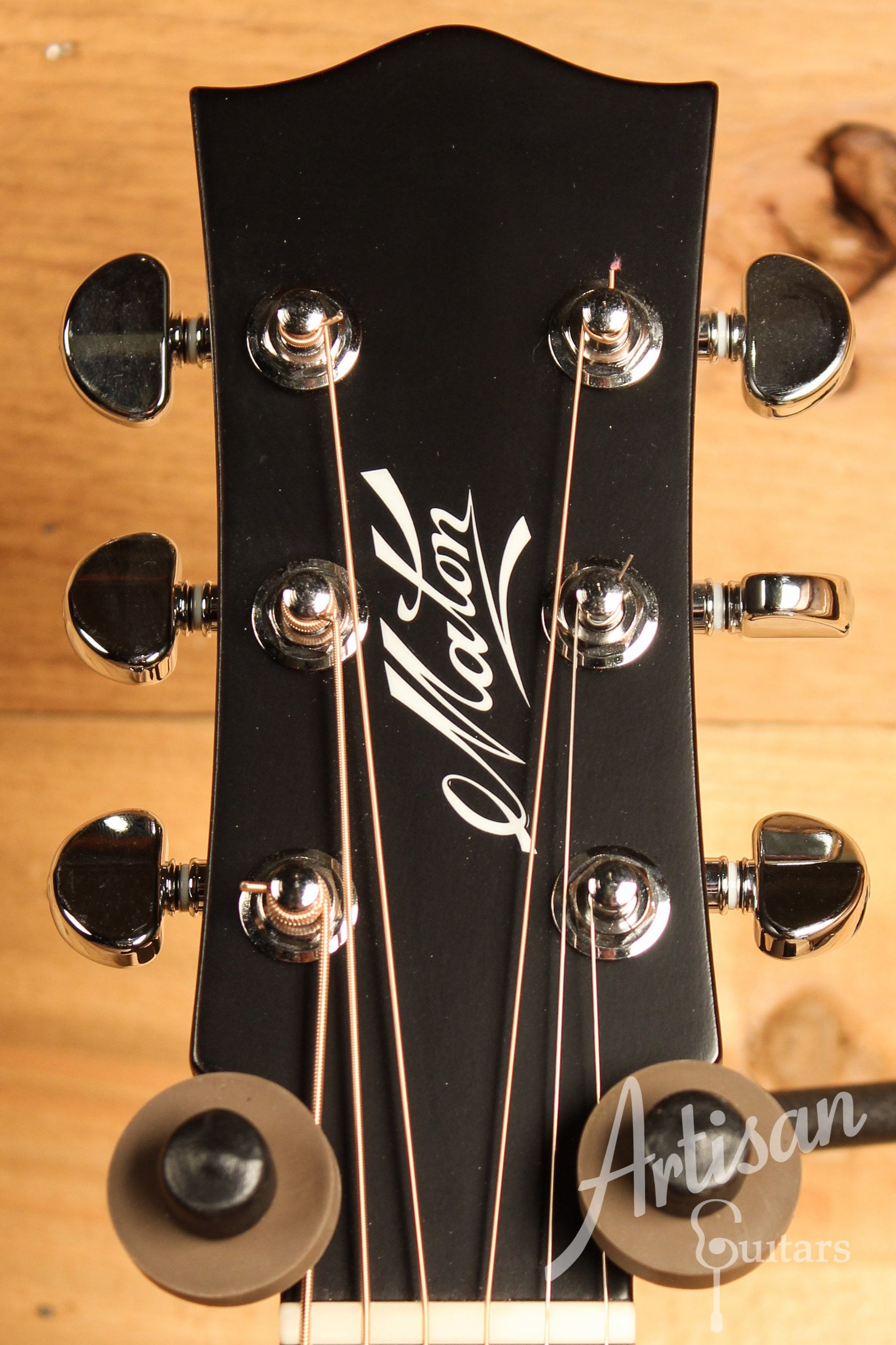 Maton SRS70C Solid Road Series Acoustic Electric w/ Satin Black Finish & AP5 Pro Pickup ID-12771 - Artisan Guitars