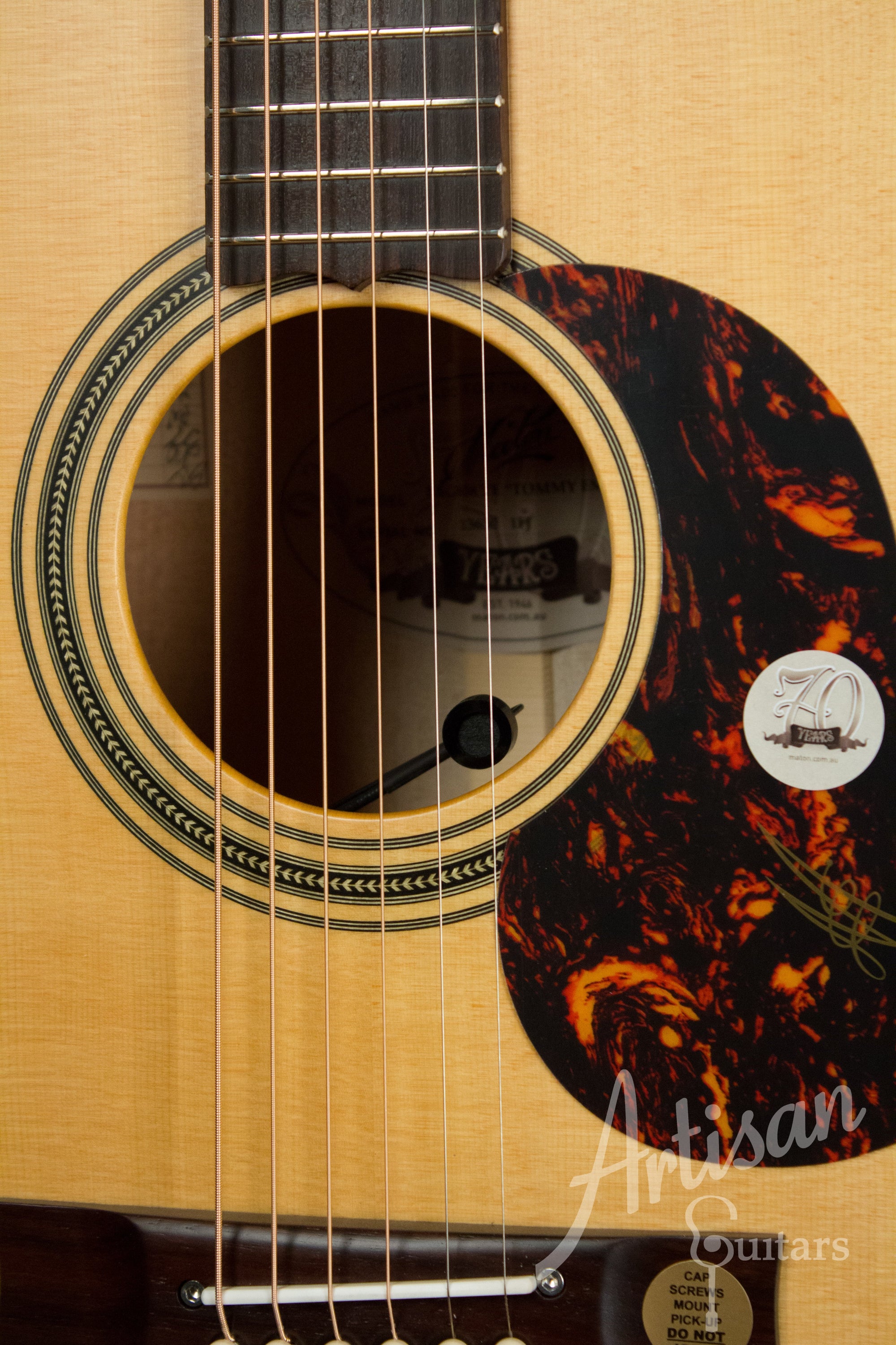 Maton EBG 808 TE Tommy Emmanuel Signature Guitar ID-11059 - Artisan Guitars