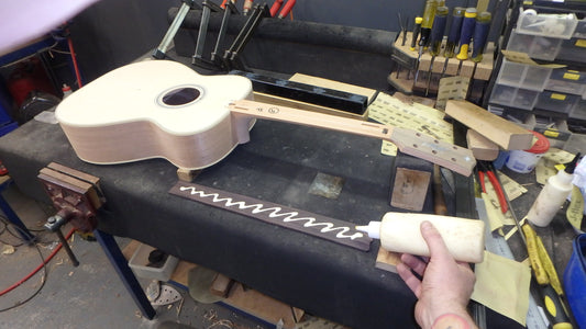 Maton T.E Personal Guitar Sitka Spruce and AAA"Bees Wings" Queensland Maple ID-10694 - Artisan Guitars