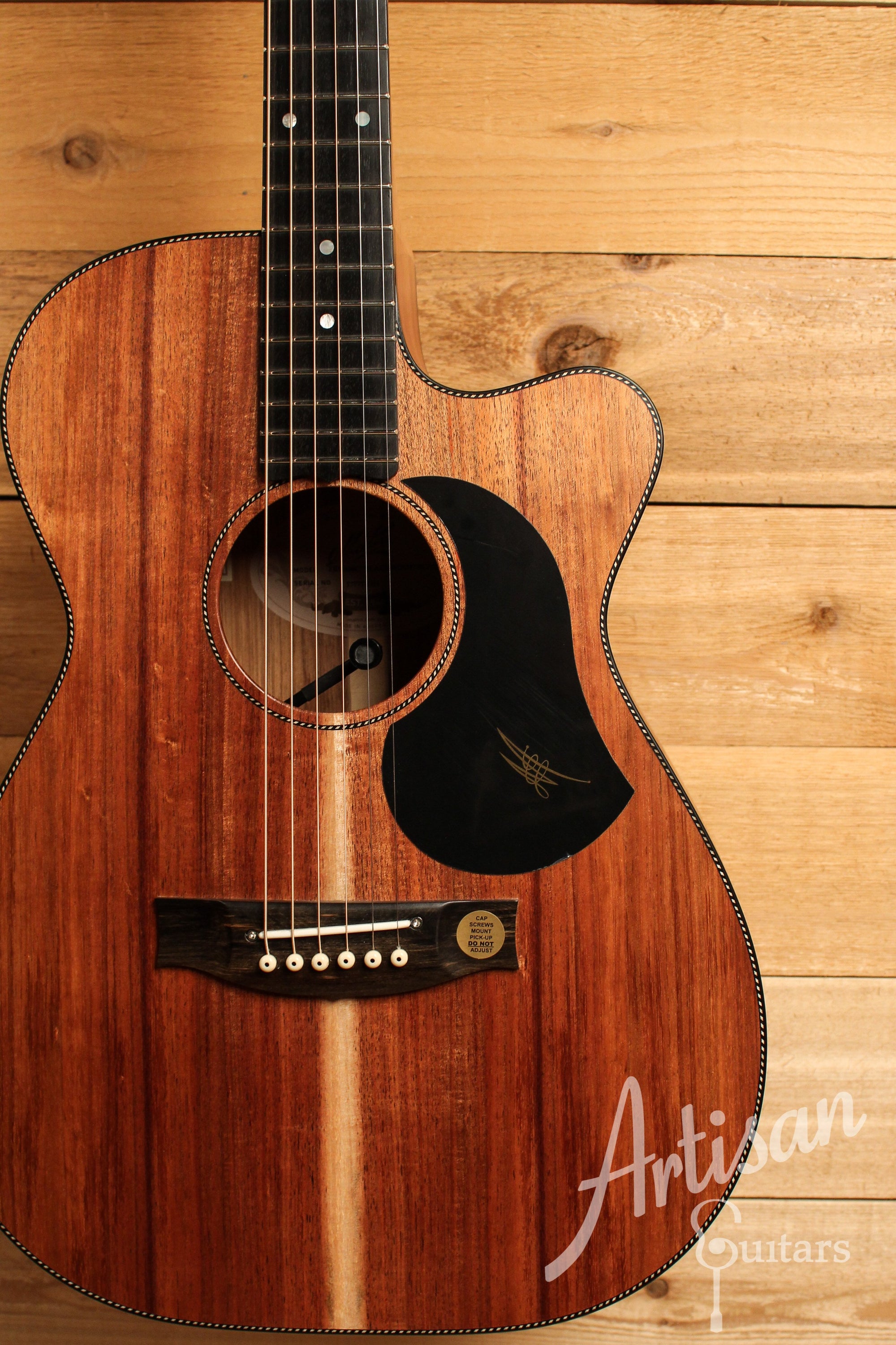 Maton EBW808 Cutaway Guitar w/ Blackwood Top, Back & Sides w/ AP5 Pro Pickup System ID-12851 - Artisan Guitars