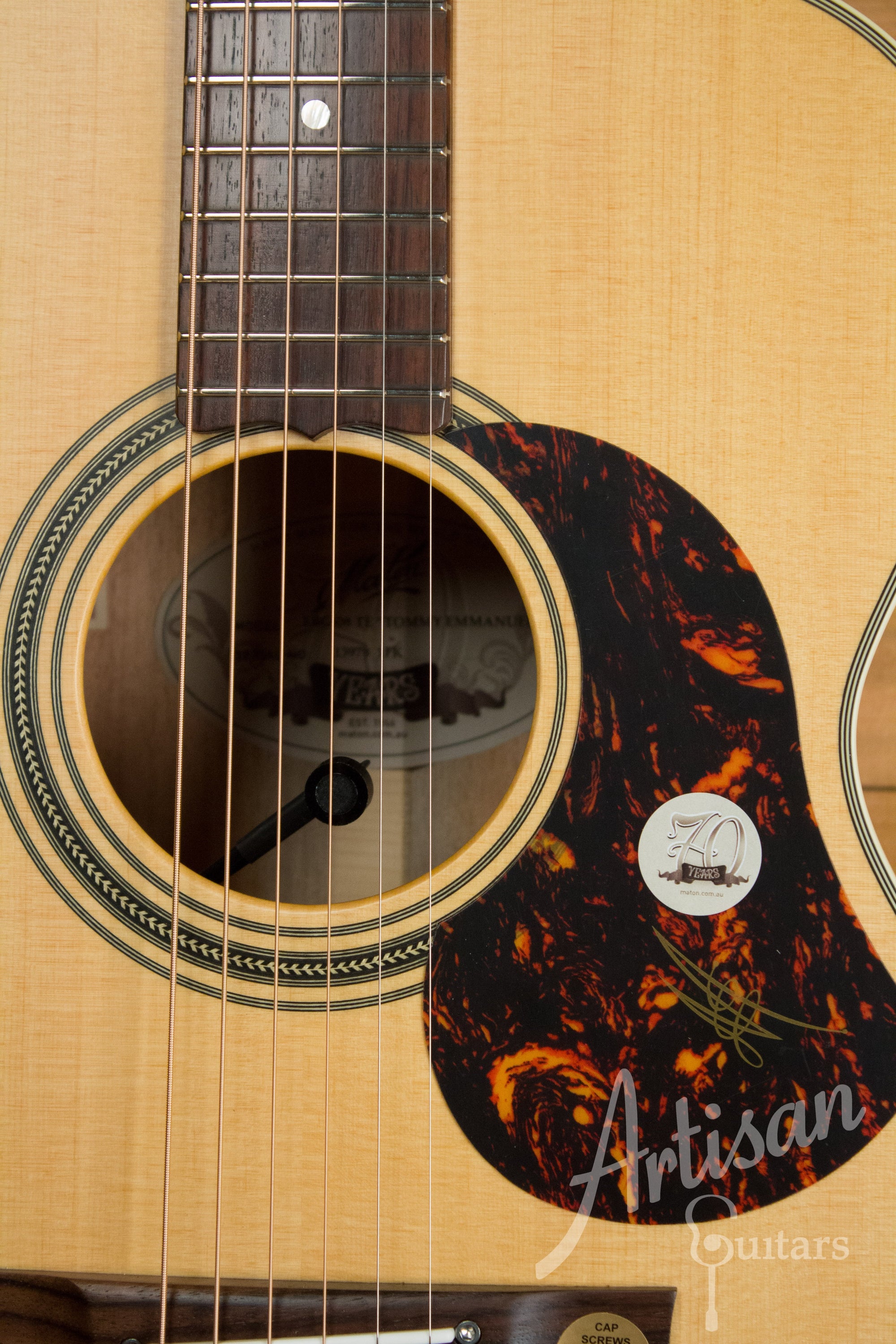Maton EBG 808 TE Tommy Emmanuel Signature Guitar ID-11196 - Artisan Guitars