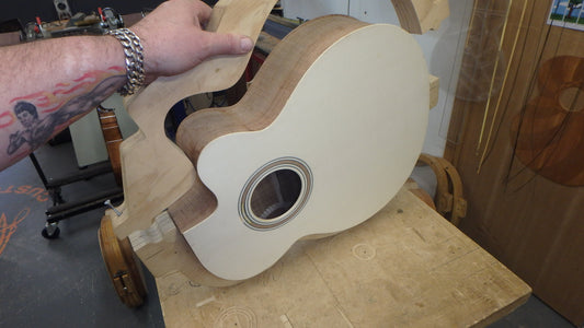 Maton Custom Shop Jumbo Guitar Cutaway with Sitka Spruce and Fiddleback Blackwood ID-11065 - Artisan Guitars
