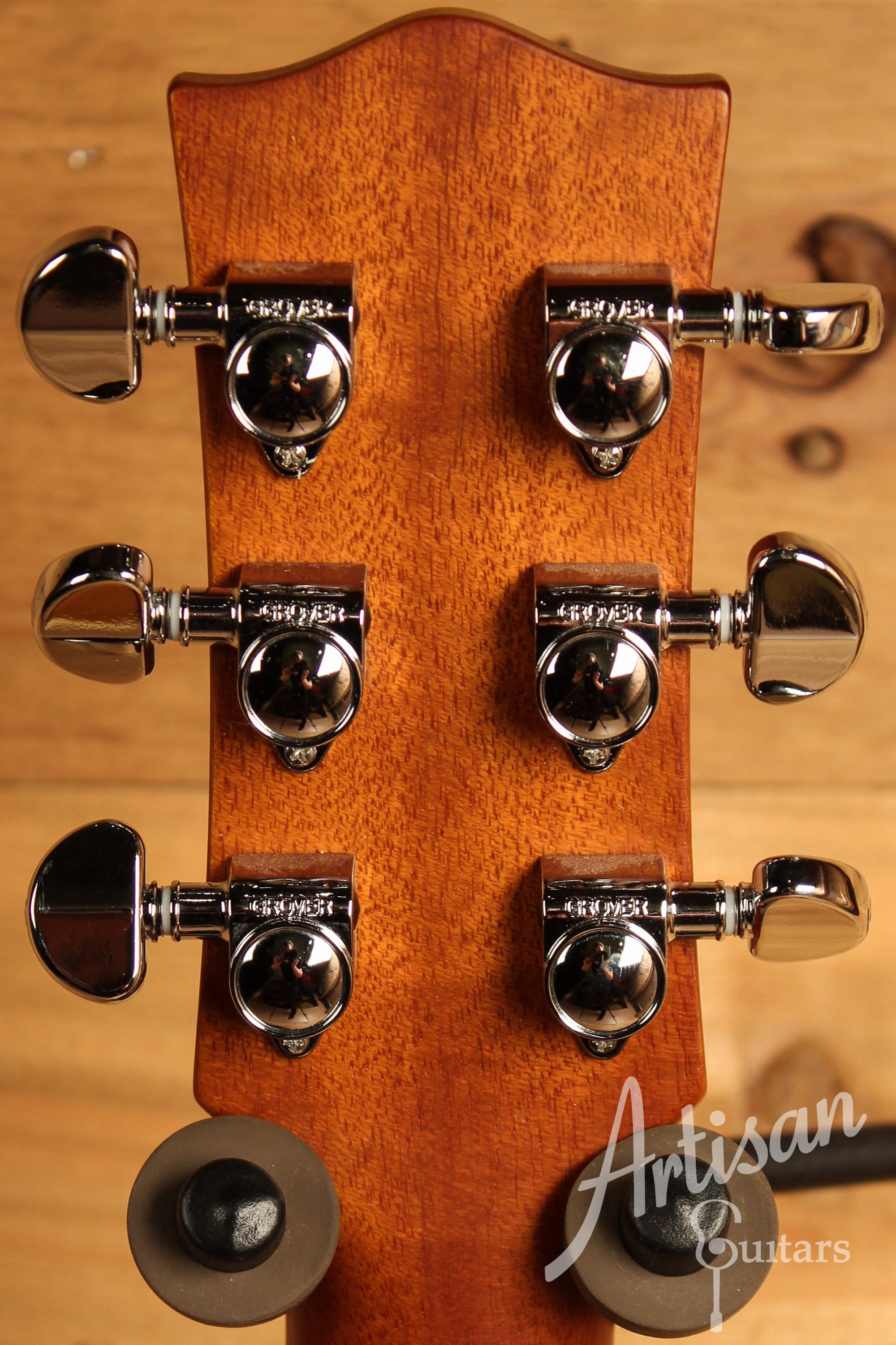 Maton EBG 808C TE Tommy Emmanuel Signature Guitar w/ Cutaway ID-12688 - Artisan Guitars