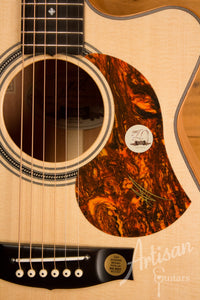 Maton EBG 808C MIC FIX Michael Fix Signature Guitar Sitka and Queensland Maple with Cutaway ID-10784 - Artisan Guitars