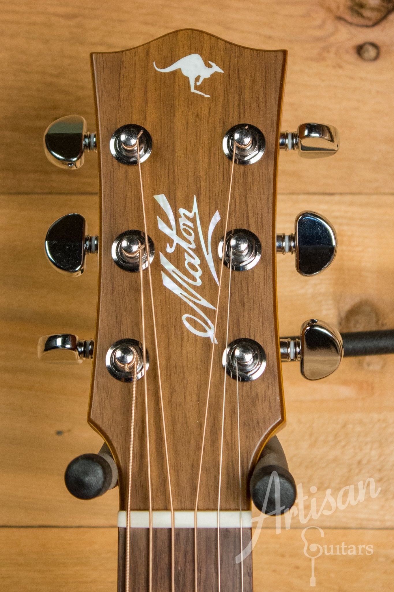 Maton EBG 808 TE Tommy Emmanuel Signature Guitar ID-11028 - Artisan Guitars