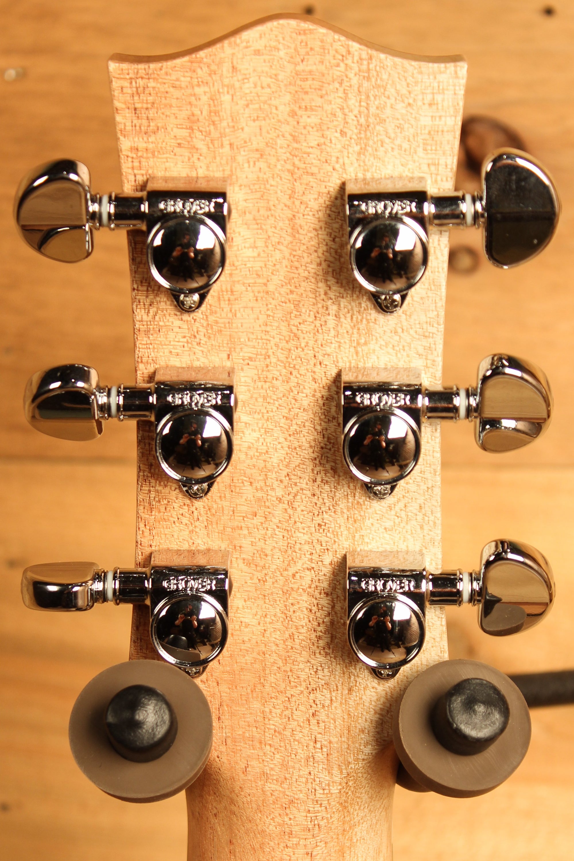 Maton EBW70C Blackwood Dreadnought w/ AP5 Pro ID-13698 - Artisan Guitars