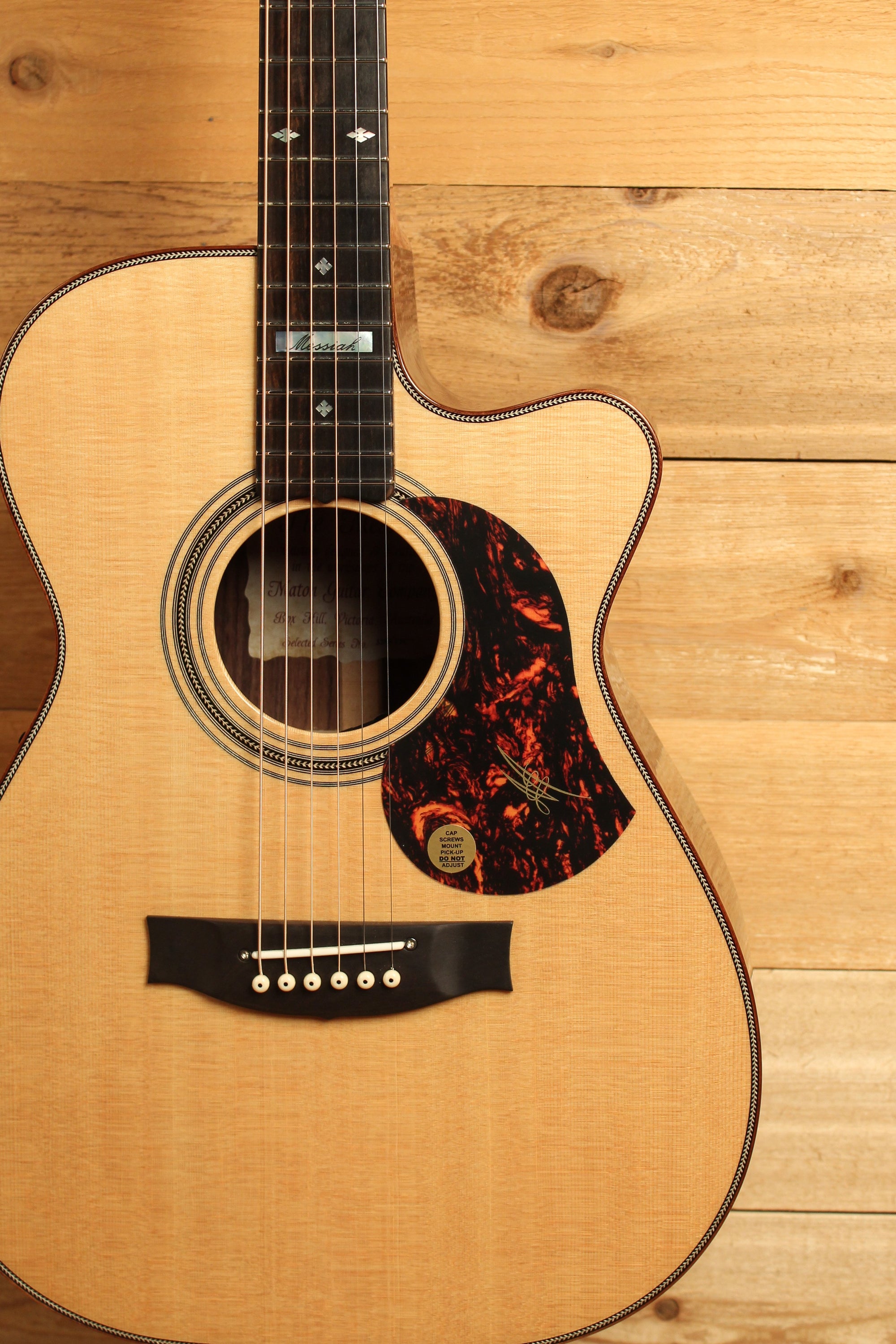 Maton EM100C 808 Messiah Series with Sitka and Indian Rosewood Cutaway ID-13319 - Artisan Guitars