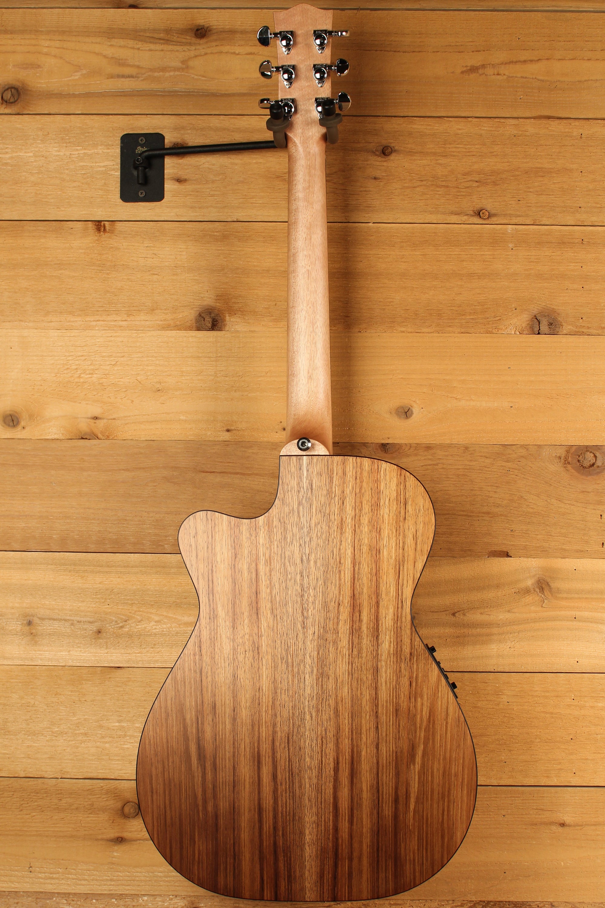 Maton EBW808 Cutaway Guitar w/ Blackwood Top, Back & Sides w/ AP5 Pro Pickup System ID-13460 - Artisan Guitars