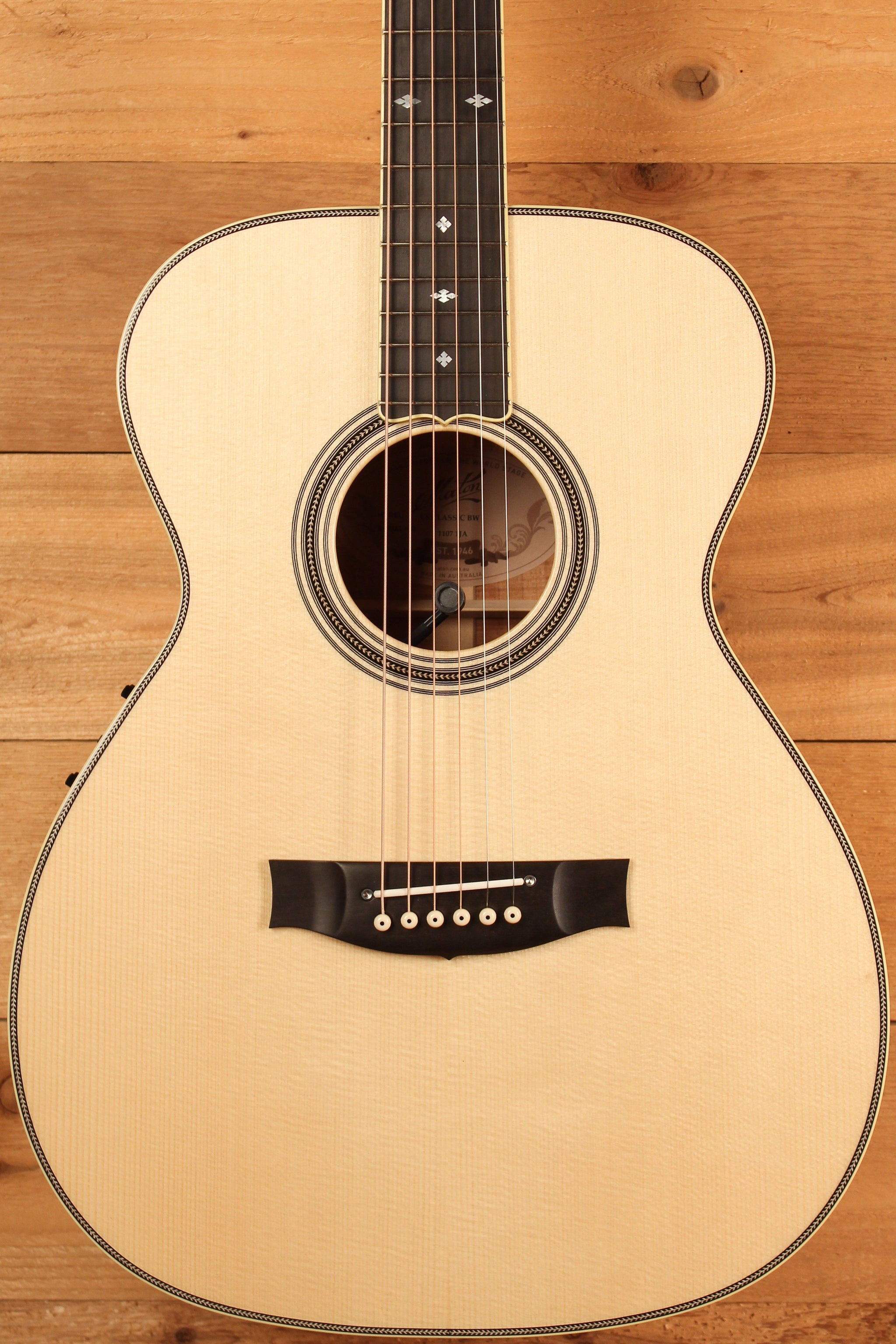 Maton Custom Shop Classic Blackwood Special Guitar with European Spruce & Figured Blackwood ID-13090 - Artisan Guitars