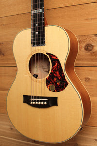 Maton EMTE Tommy Emmanuel Signature Mini Guitar Sitka Spuce & Queensland Maple ID-13310 - Artisan Guitars