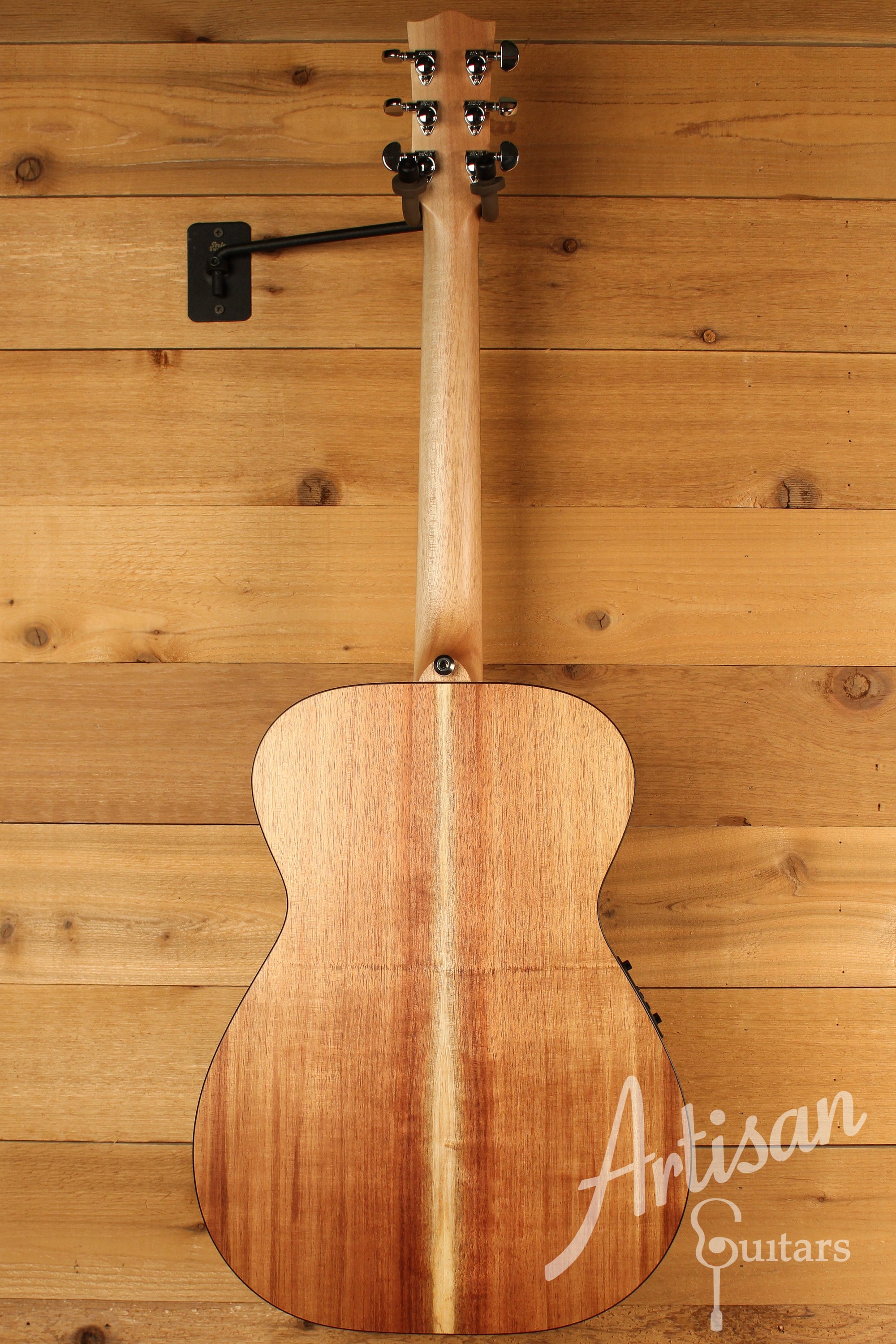 Maton EBW808 Guitar w/ Blackwood Top, Back & Sides w/ AP5 Pro Pickup System ID-12941 - Artisan Guitars