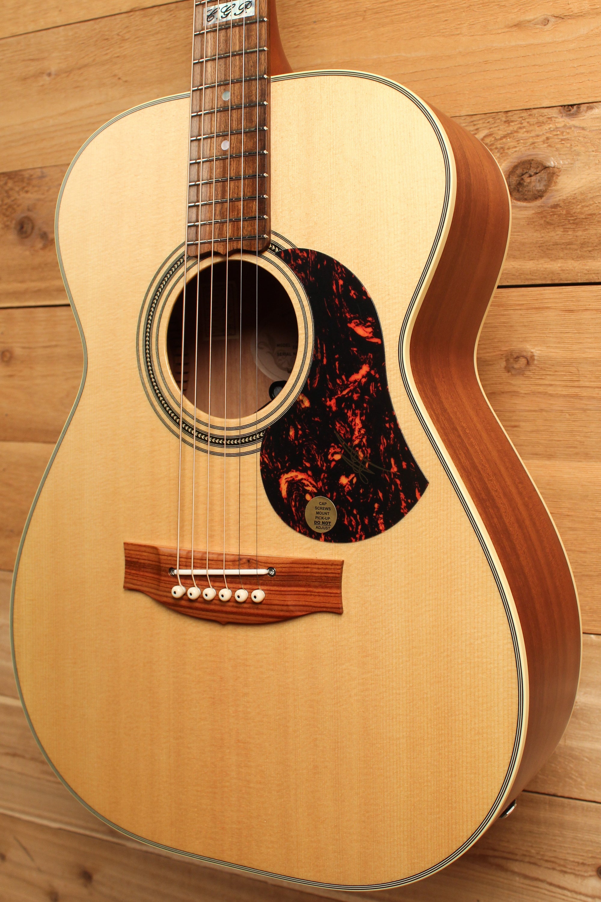 Maton EBG 808 TE Tommy Emmanuel Signature Guitar ID-13023 - Artisan Guitars