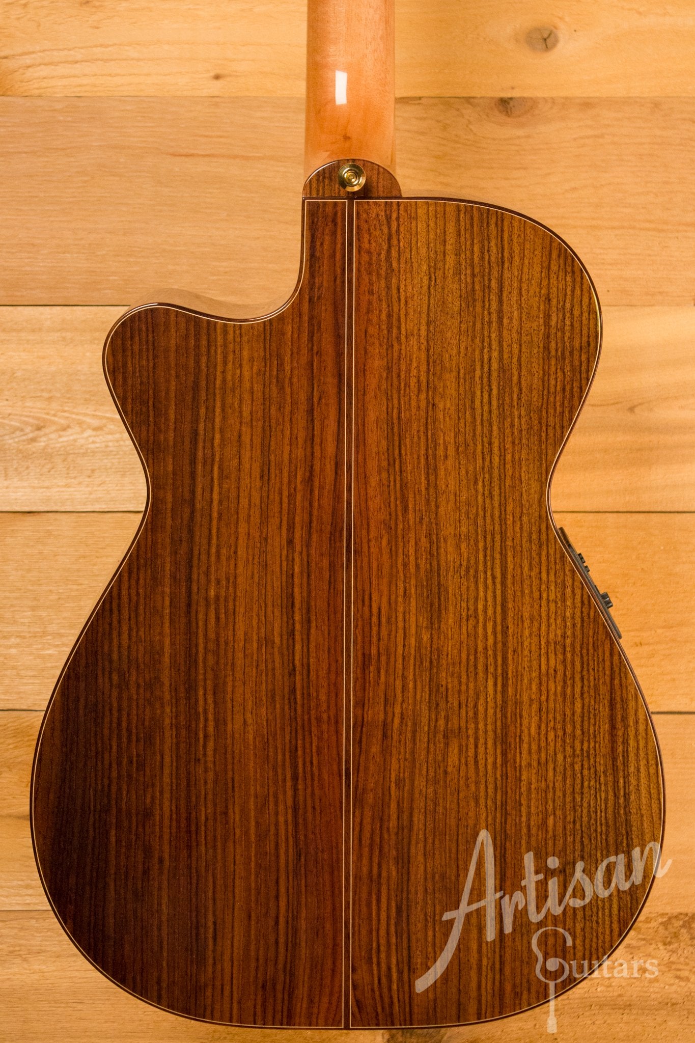 Maton EM 100C 808 Messiah Series Guitar with Sitka and Indian Rosewood Cutaway AP5 Pro ID-10827 - Artisan Guitars