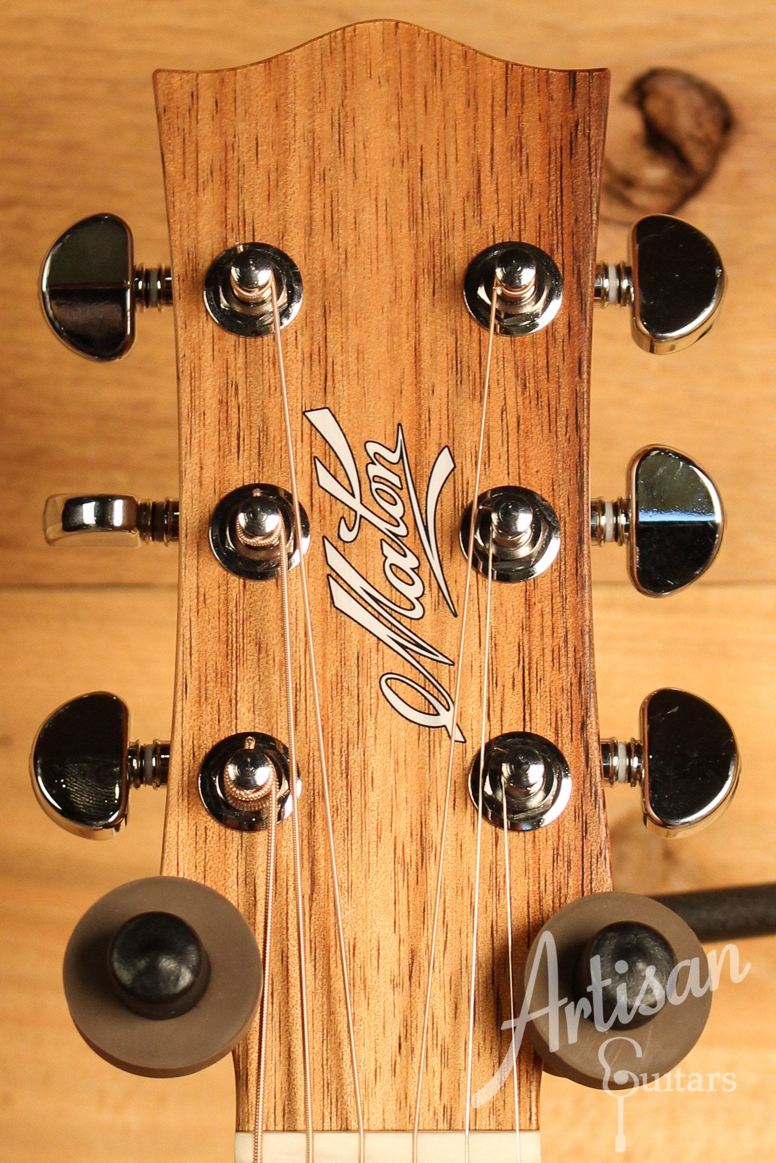 Maton EBW808 Cutaway Guitar w/ Blackwood Top, Back & Sides w/ AP5 Pro Pickup System ID-12851 - Artisan Guitars
