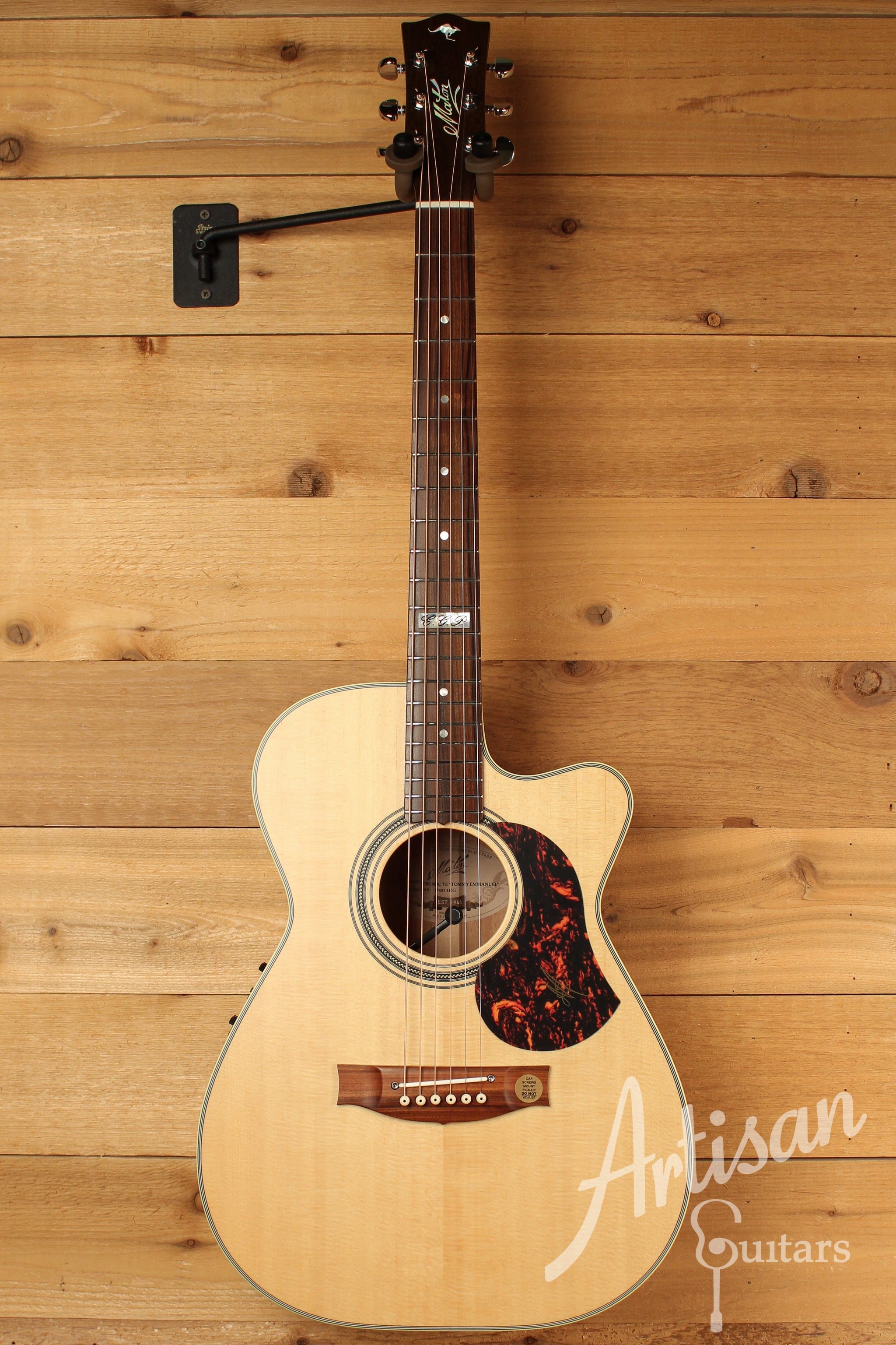 Maton EBG 808C TE Tommy Emmanuel Signature Guitar w/ Cutaway ID-12688 - Artisan Guitars