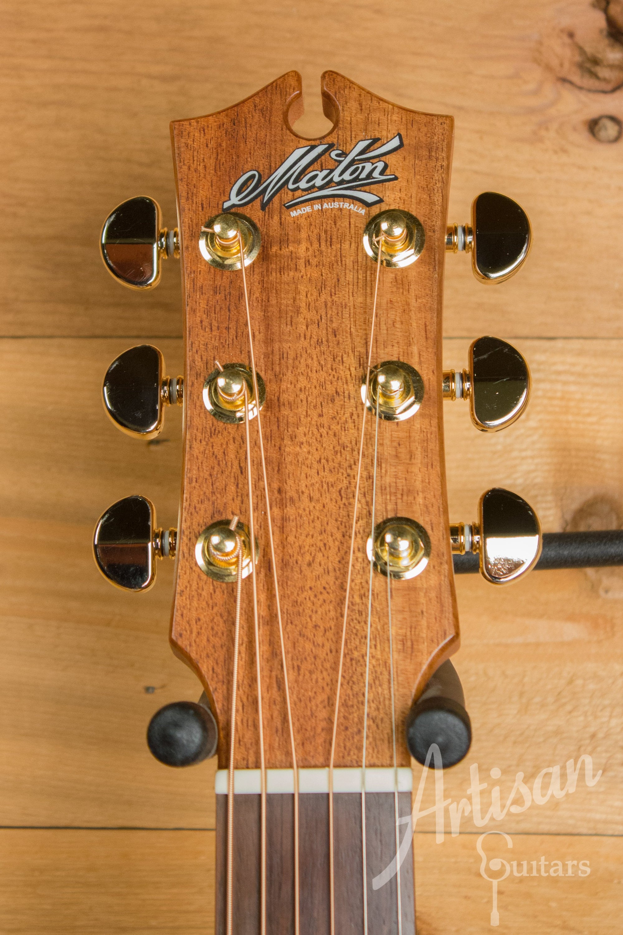 Maton EBG808 Artist Series Sitka Spruce and Blackwood ID-11194 - Artisan Guitars