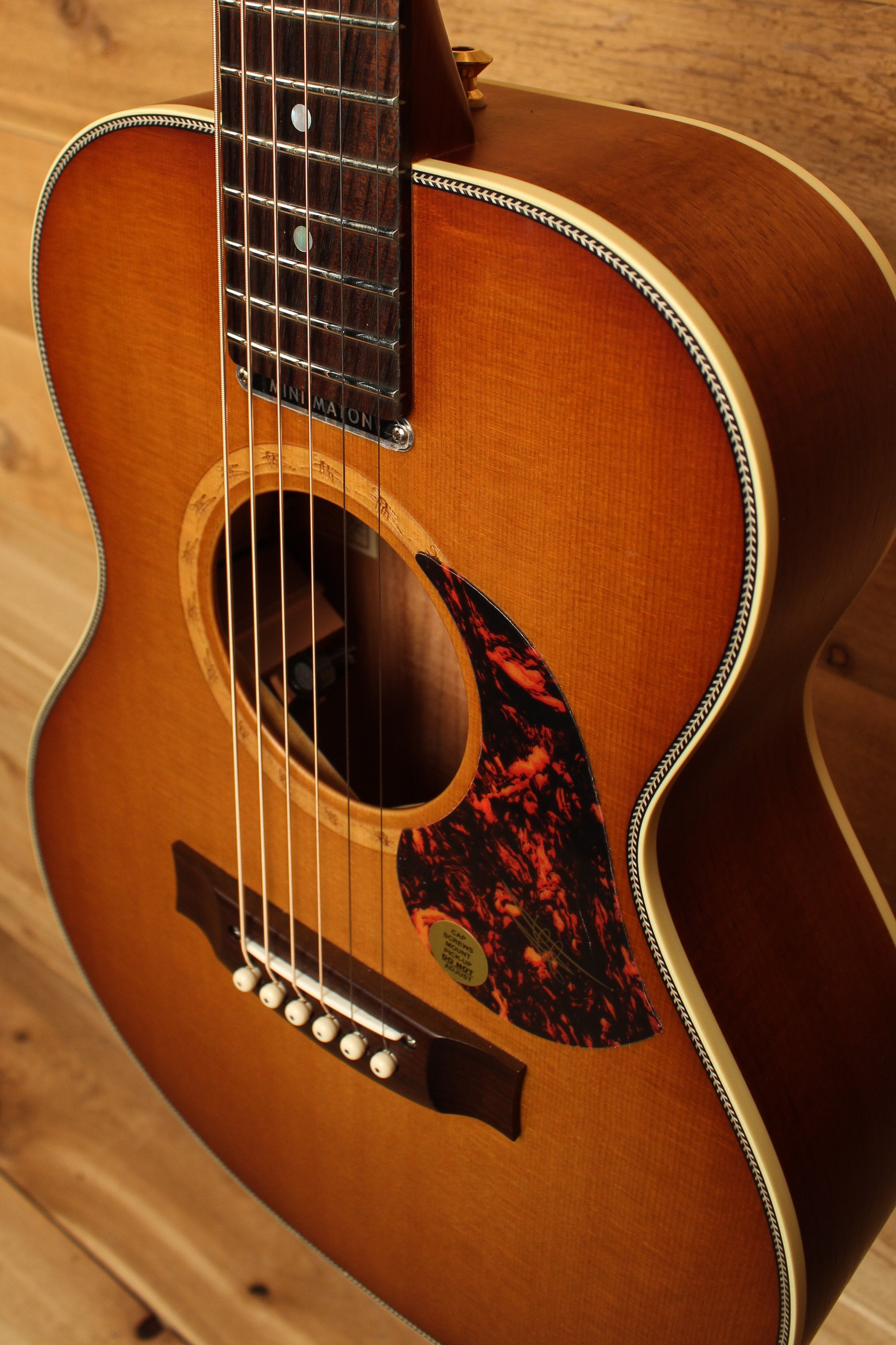 Maton EMD6 Mini Maton Diesel Sitka with Blackwood and Vintage Amber Sunburst ID-13333 - Artisan Guitars