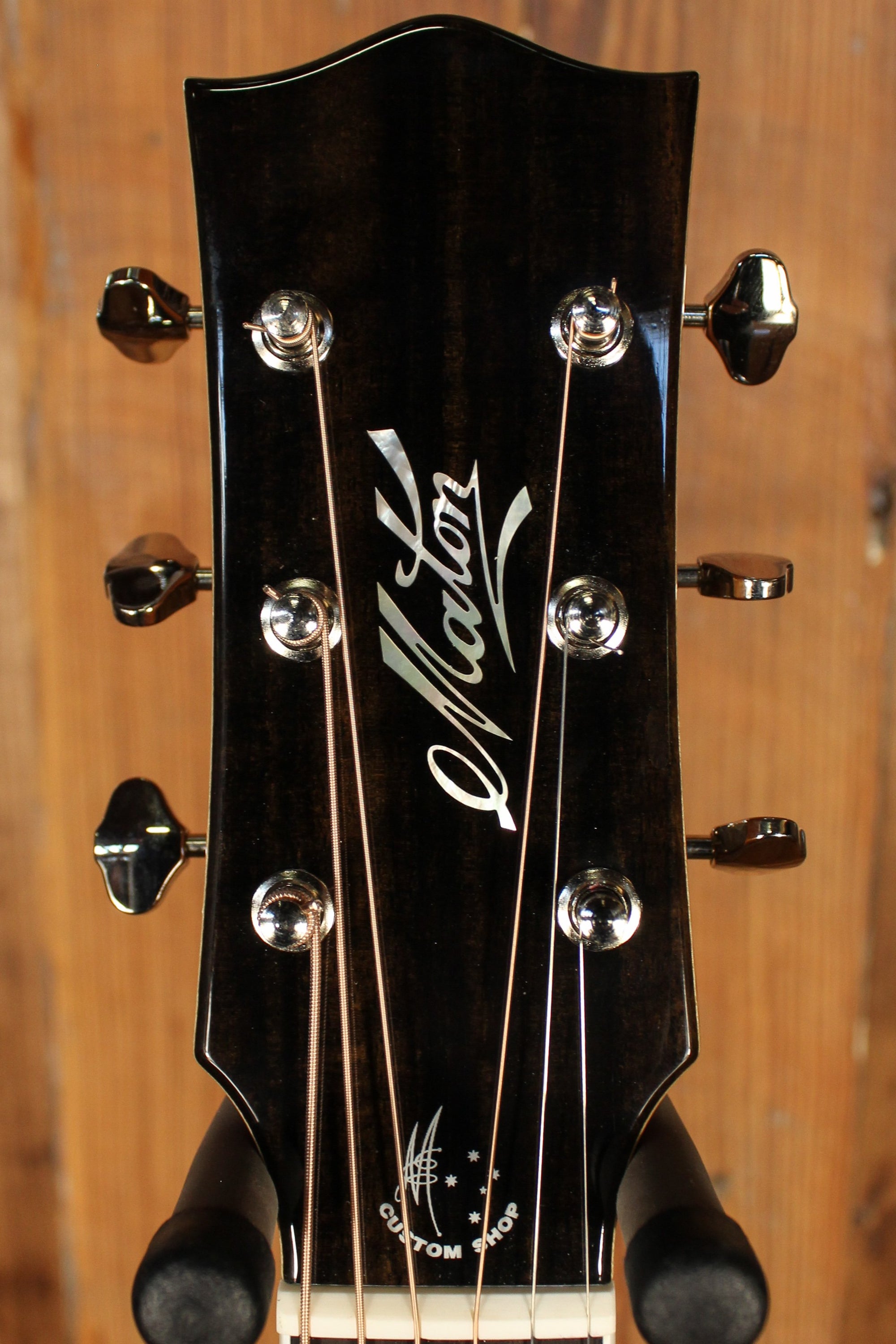 Maton Custom Shop Classic Guitar with European Spruce and Indian Rosewood ID-13823 - Artisan Guitars