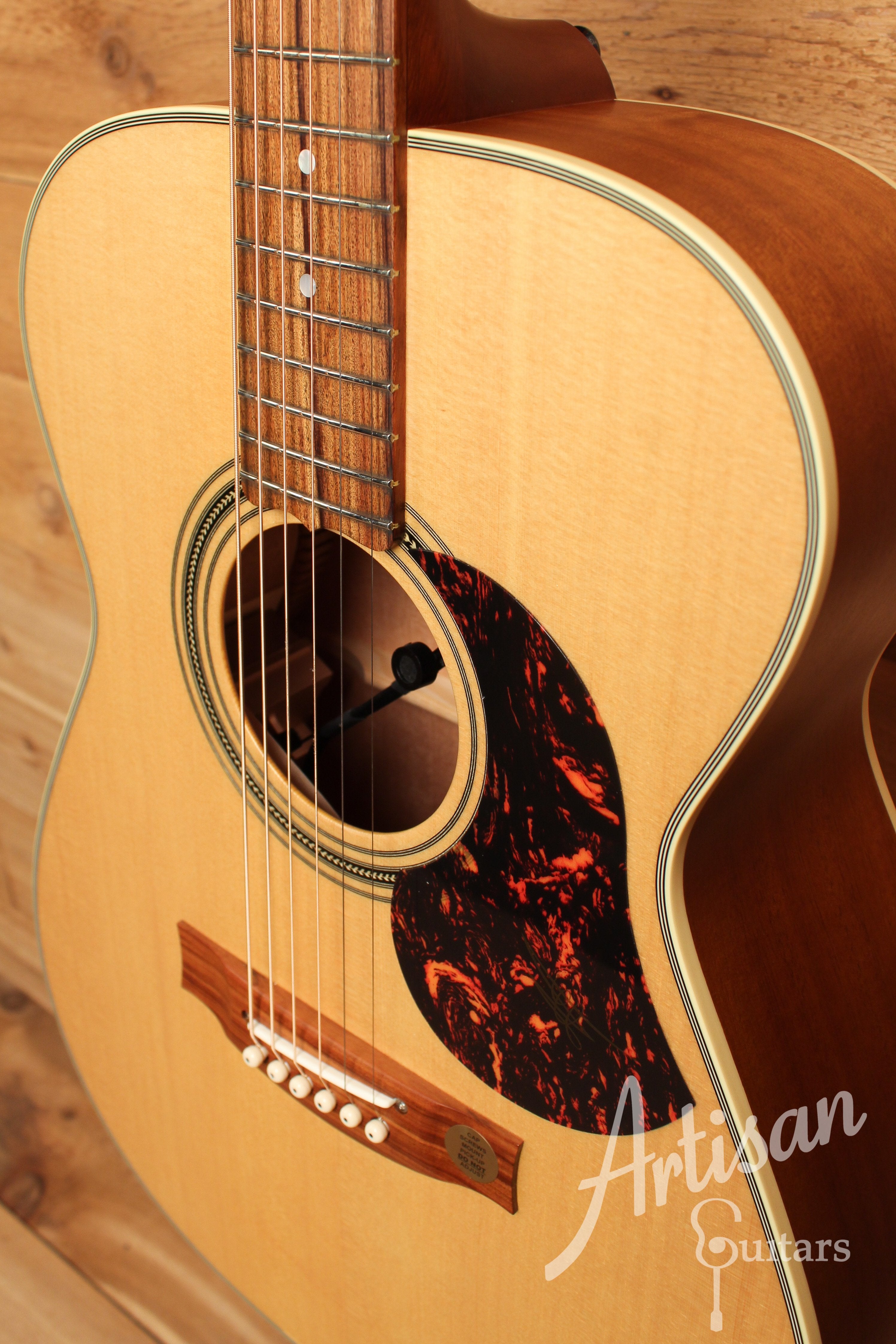 Maton EBG 808 TE Tommy Emmanuel Signature Guitar ID-12904 - Artisan Guitars